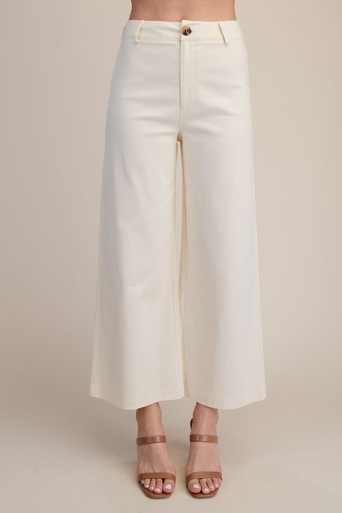 GP9642 - IVORY