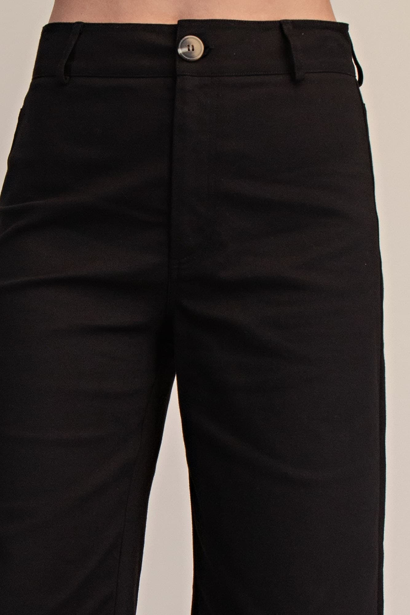 GP9642 - BLACK