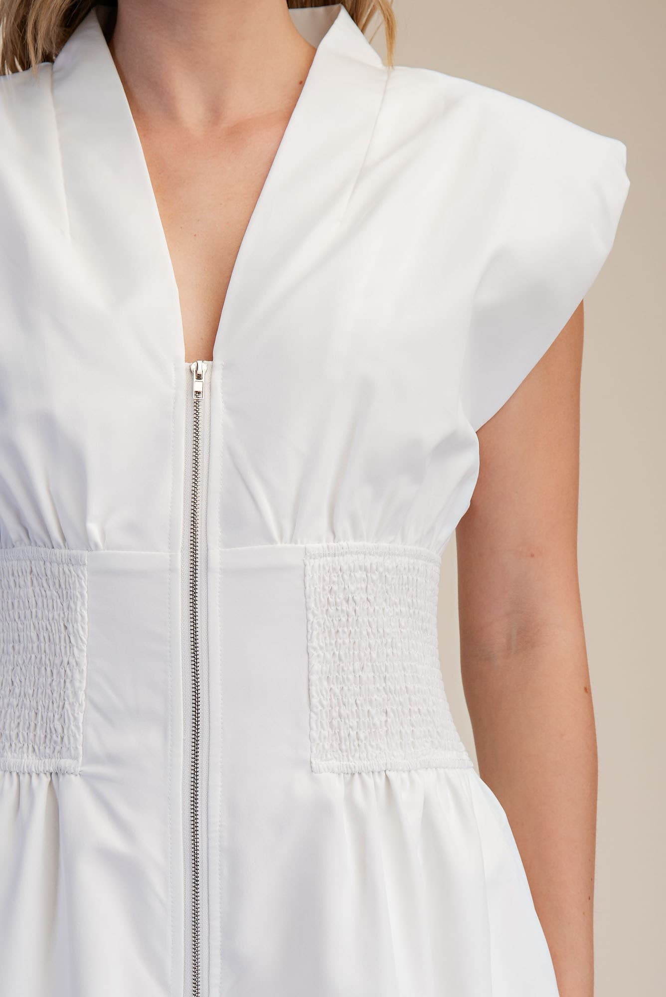 GP8714 - WHITE