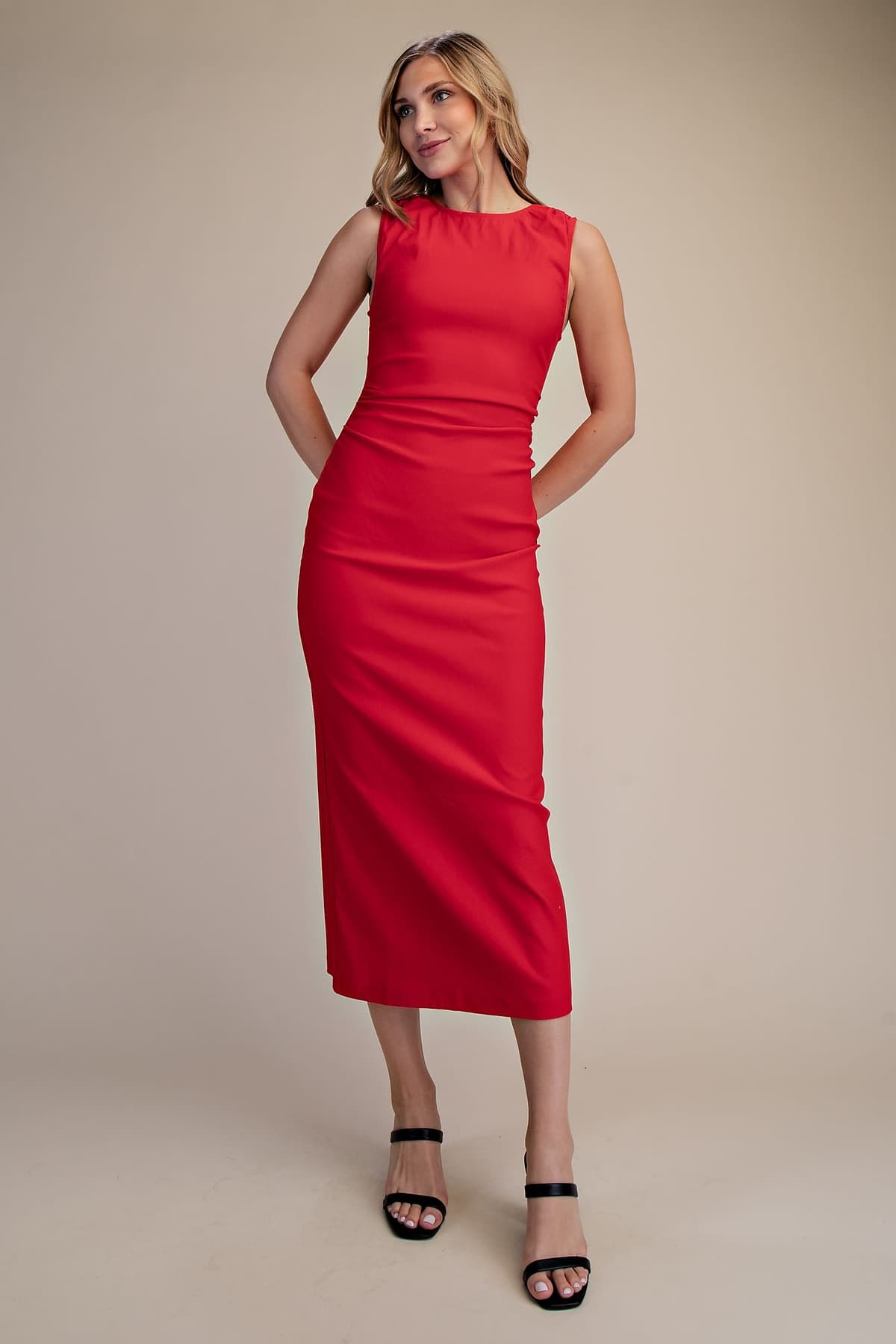 GD8748 - RED