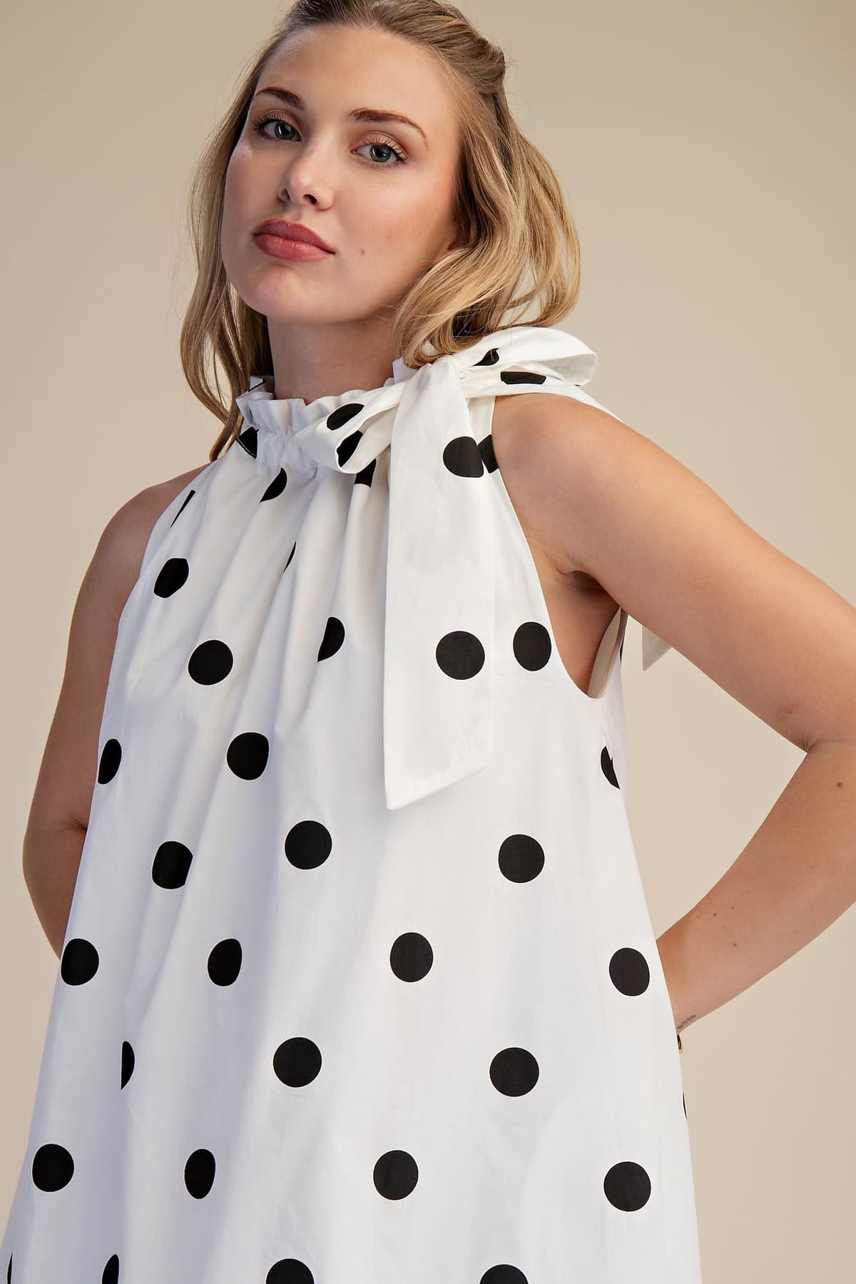 GD9714 - WHITE