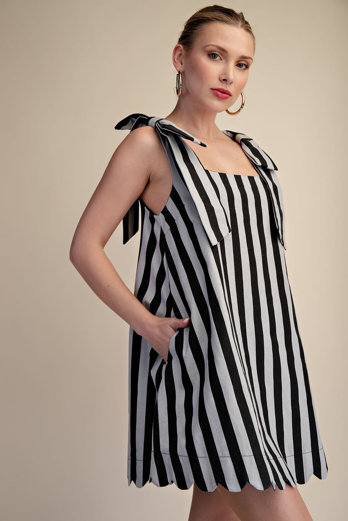 GD9586 - BLACK