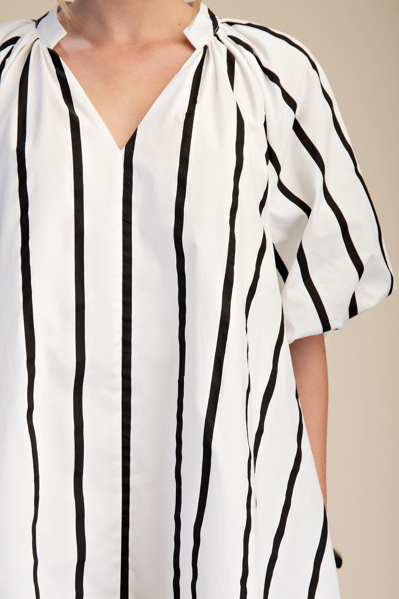 GD8890 - WHITE