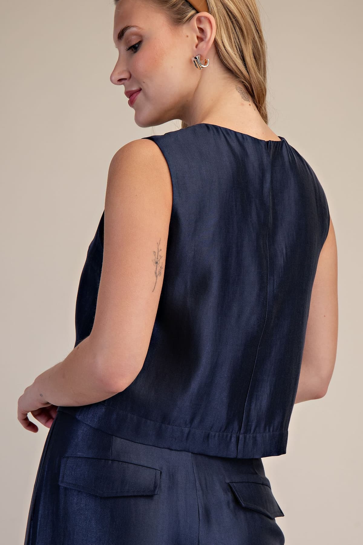 GT8904 - NAVY