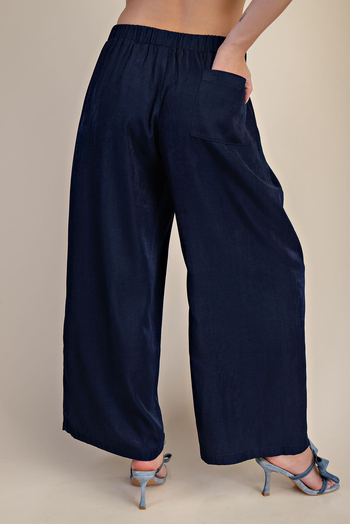 GP9736 - NAVY