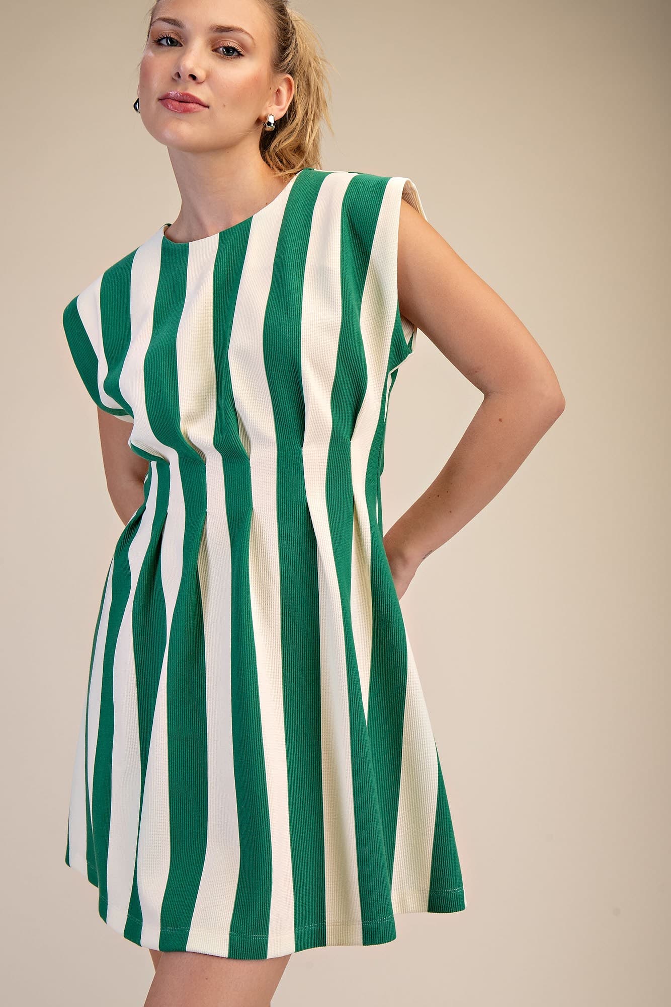 GD9722 - GREEN
