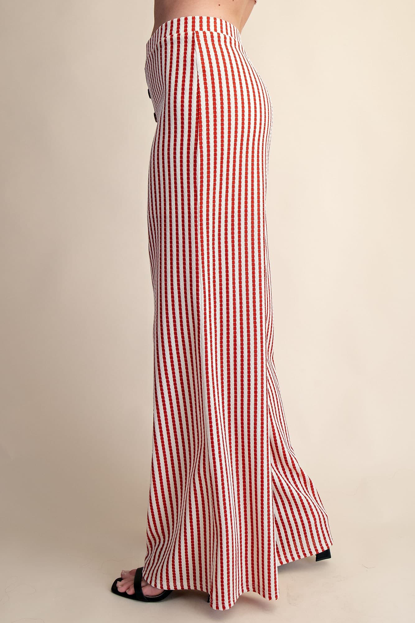 GP9697 - RED