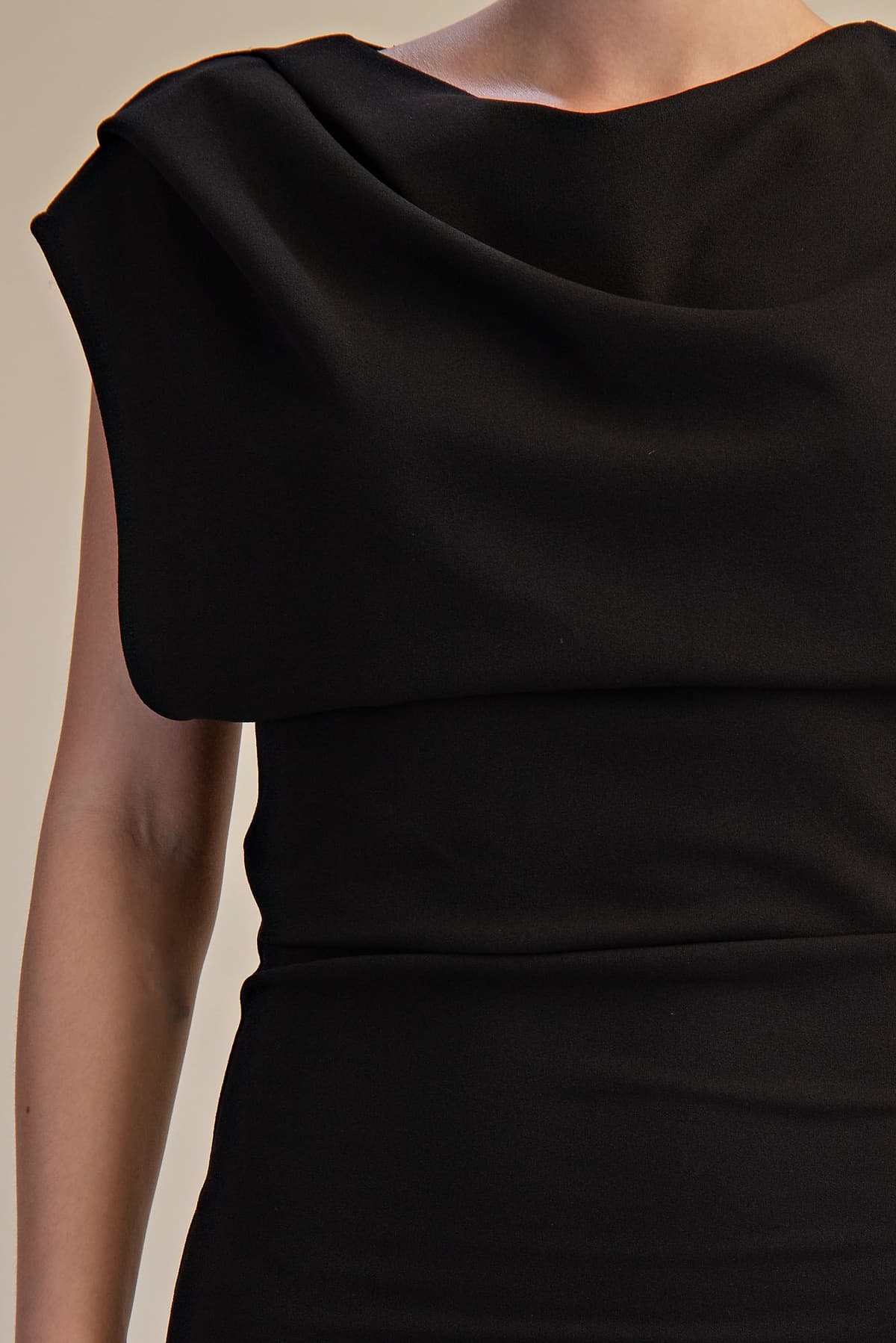 GD8936 - BLACK