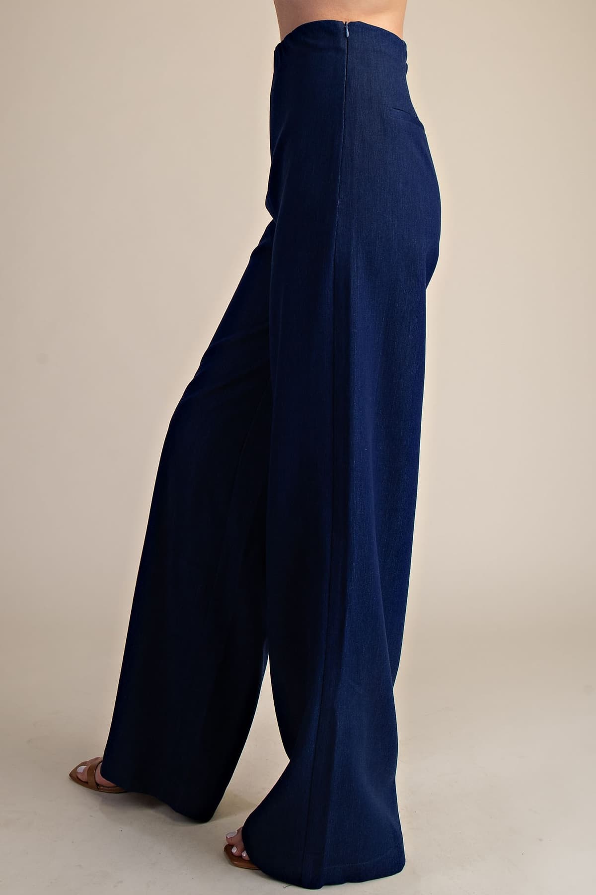 GP8954 - INDIGO