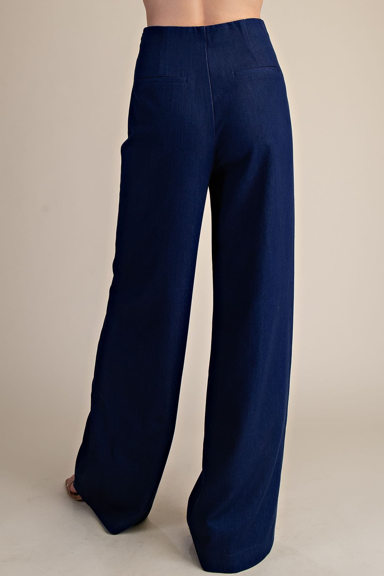GP8954 - INDIGO