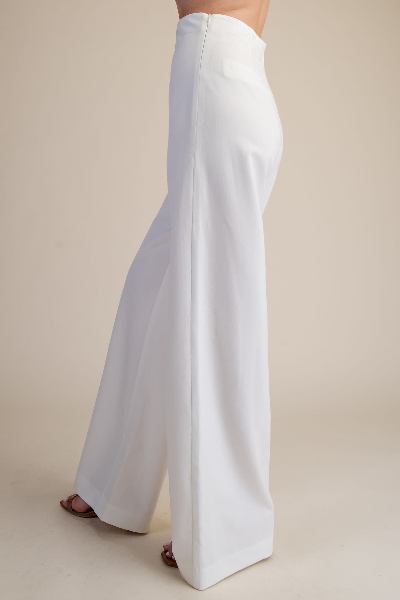 GP8954 - WHITE