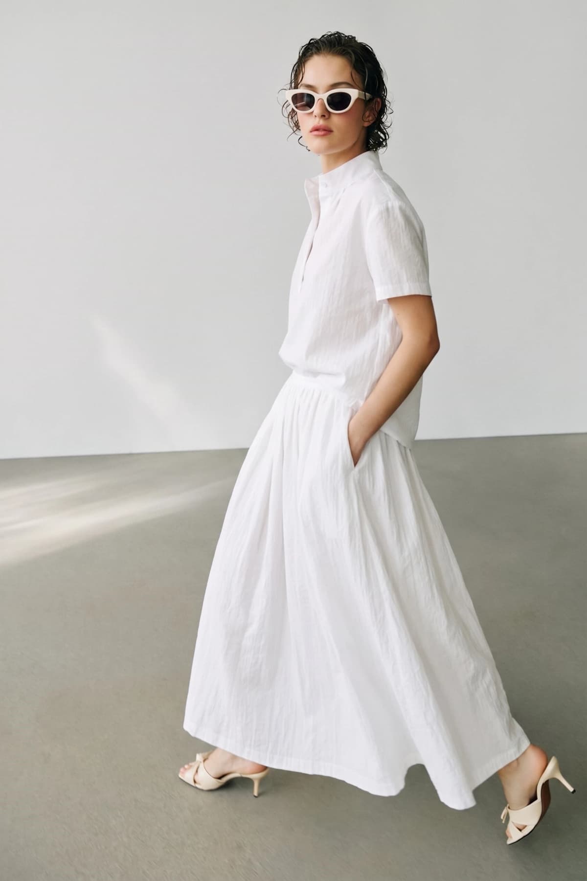 GS9766 - WHITE