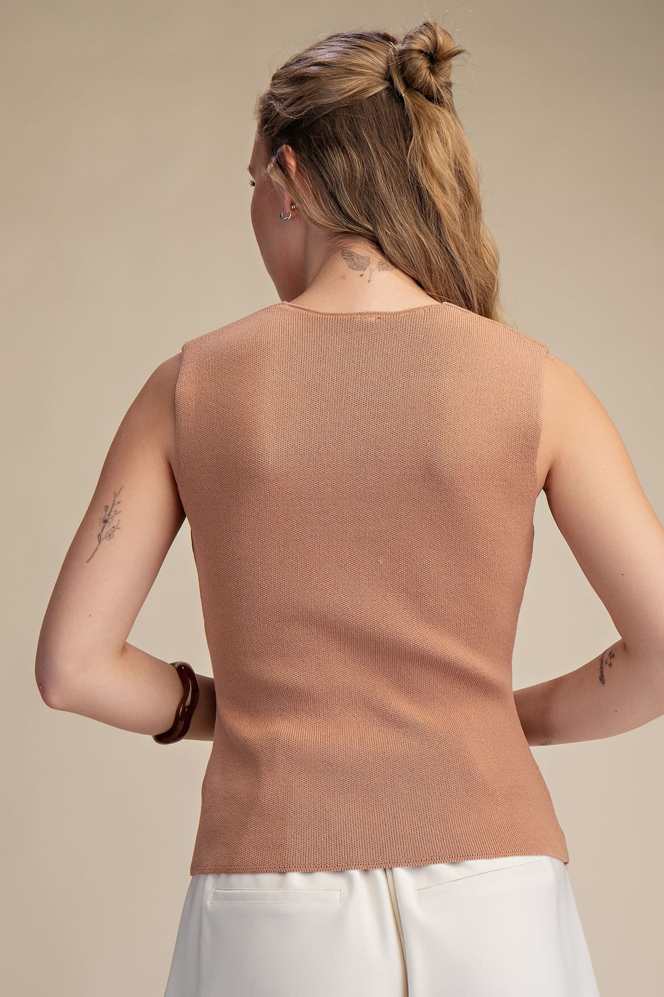 GSW9767 - MOCHA