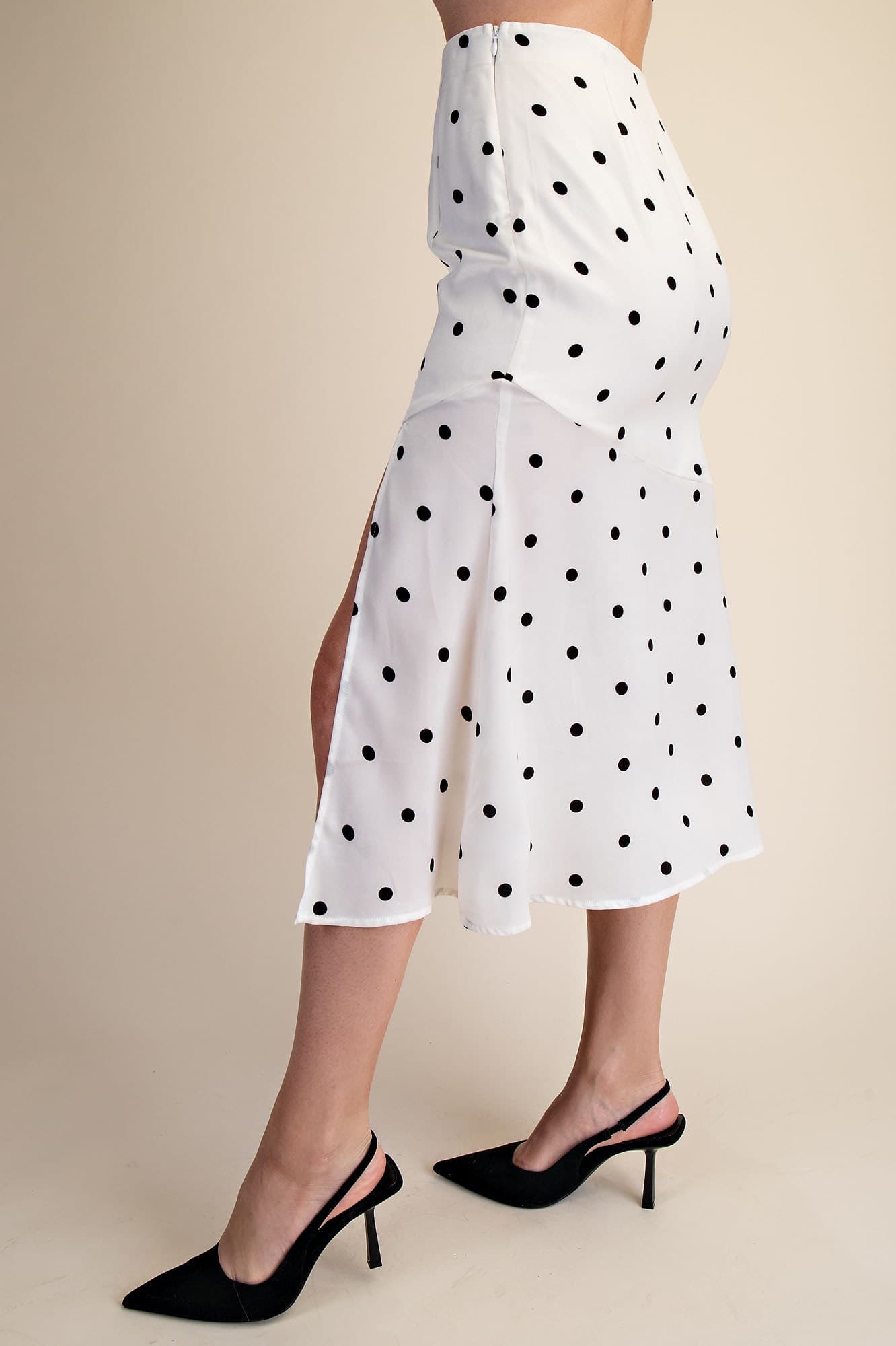 GS9869 - IVORY