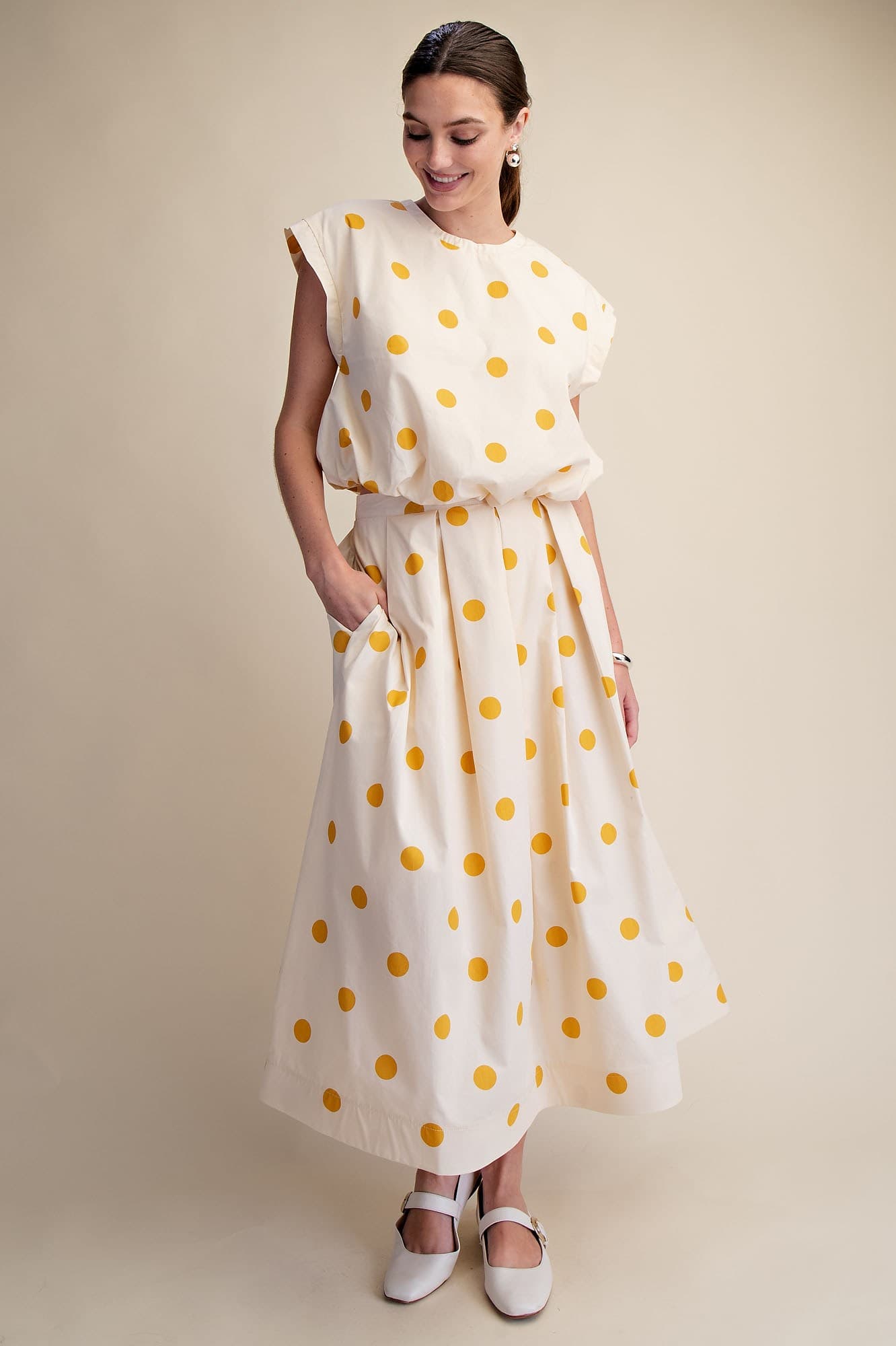 GS9884 - MUSTARD