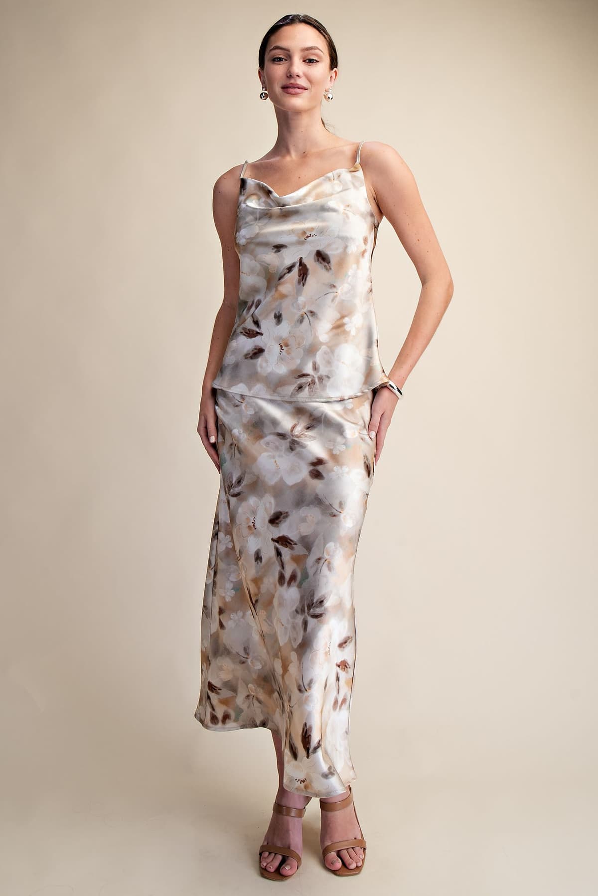 T9004 - TAUPE