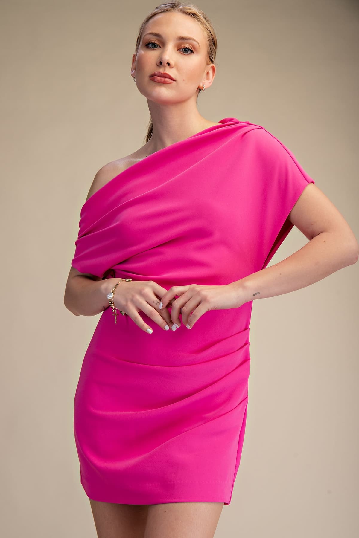 GD8844 - HOT PINK