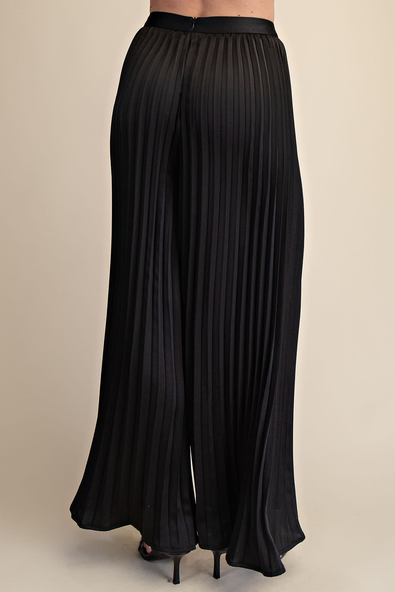 GP9948 - BLACK