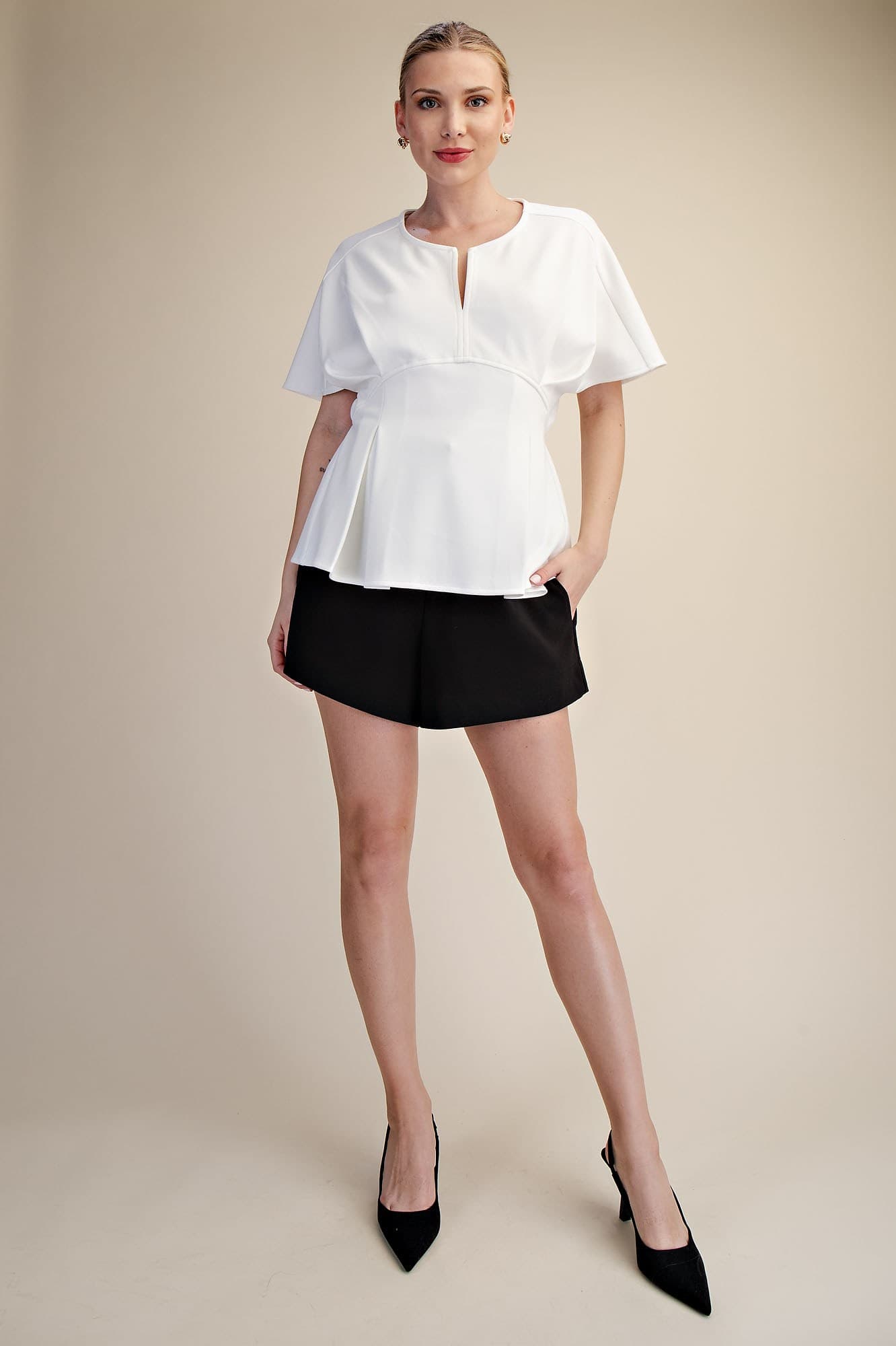 GT9942 - WHITE