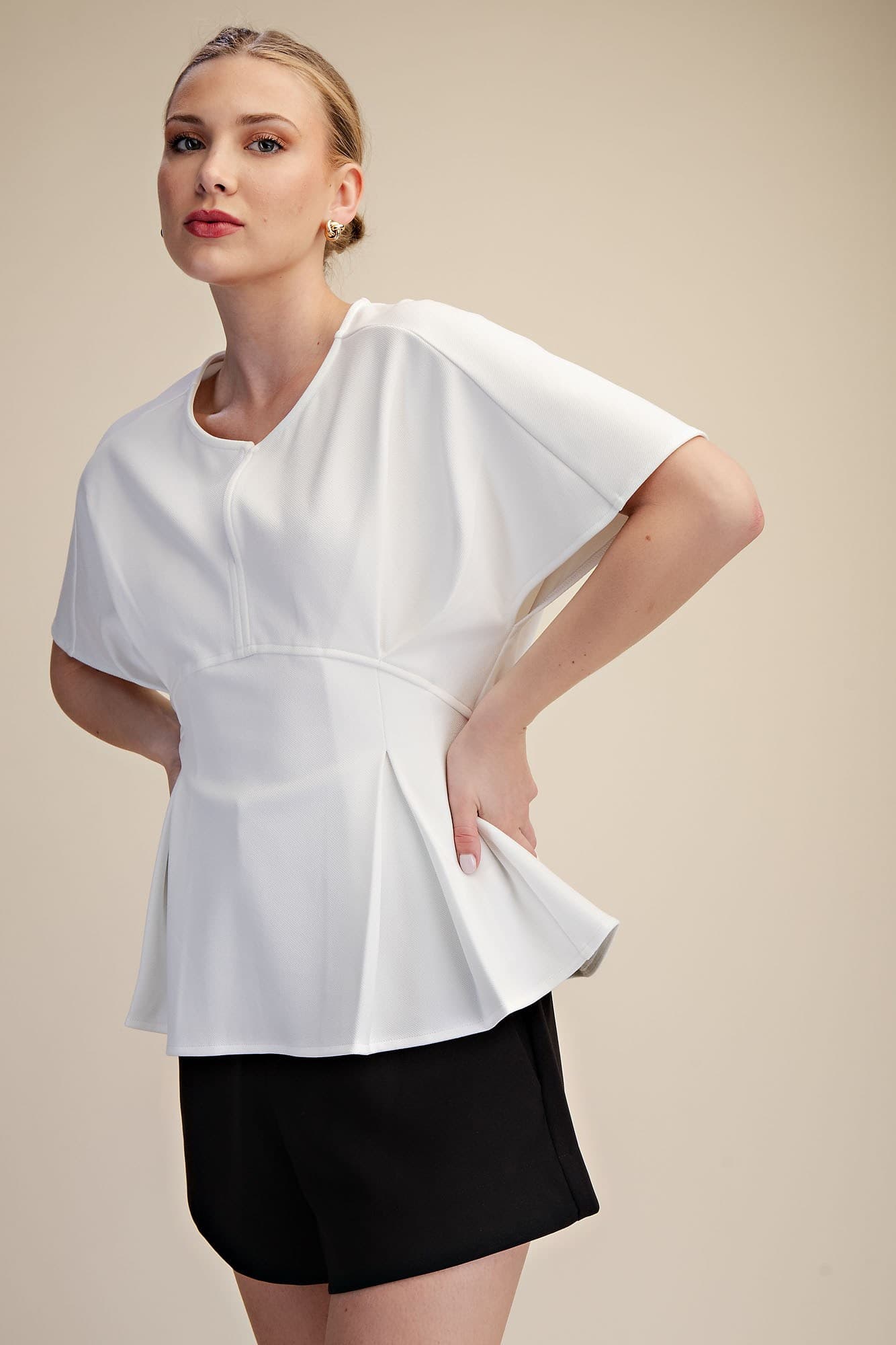 GT9942 - WHITE
