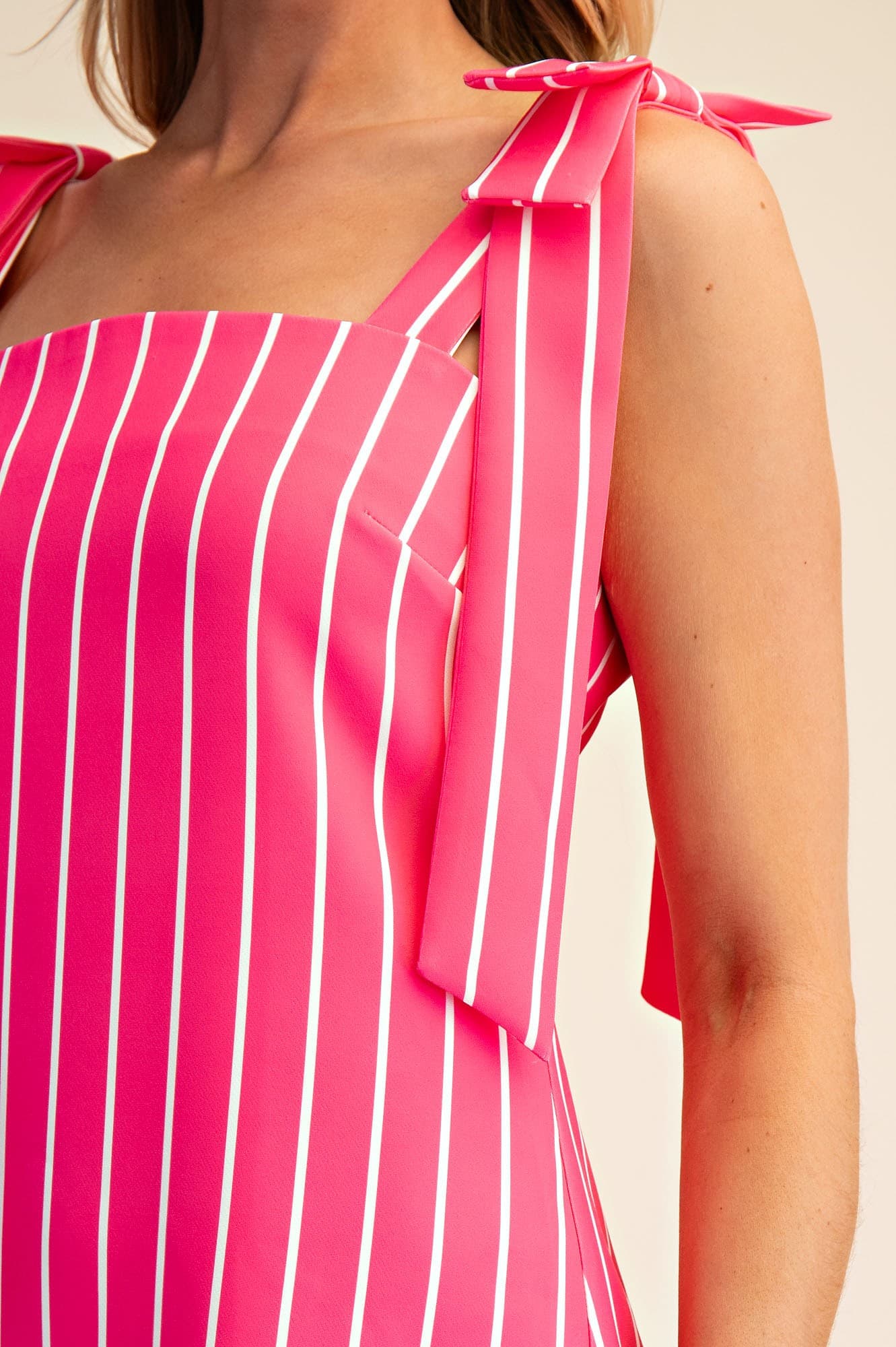 GD9944 - HOT PINK