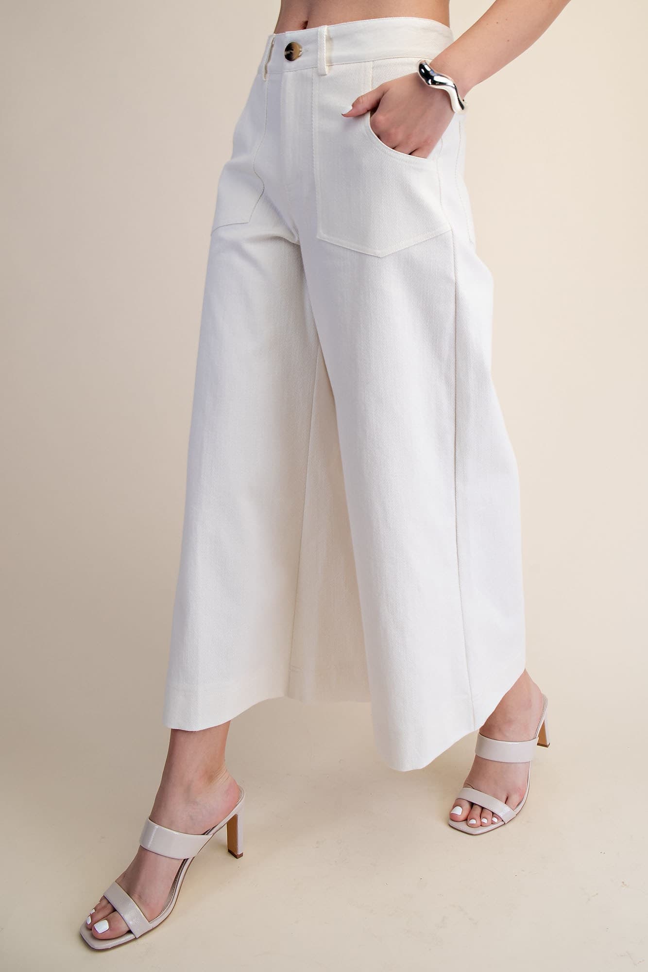 P8108 - IVORY