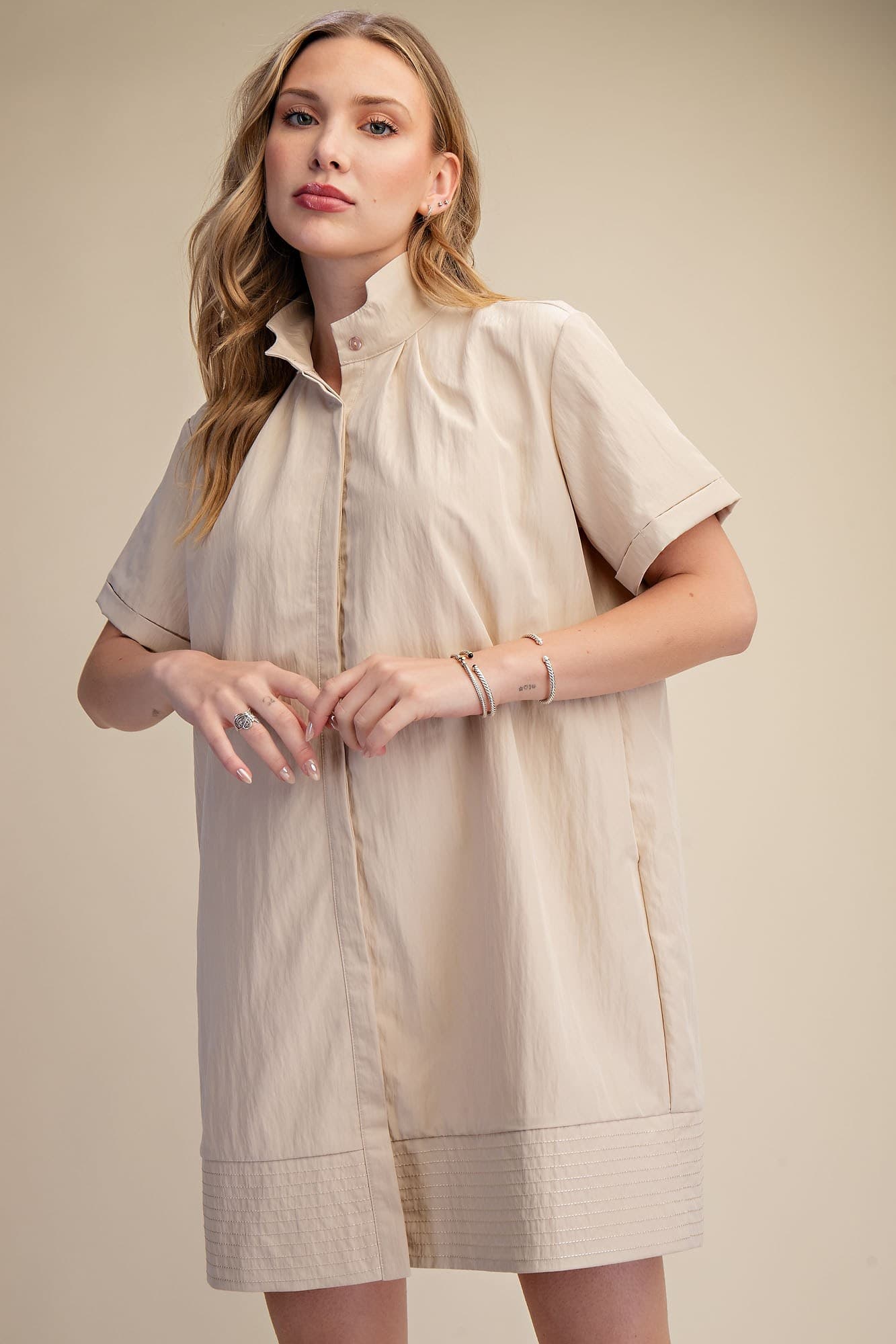 D8123 - TAUPE