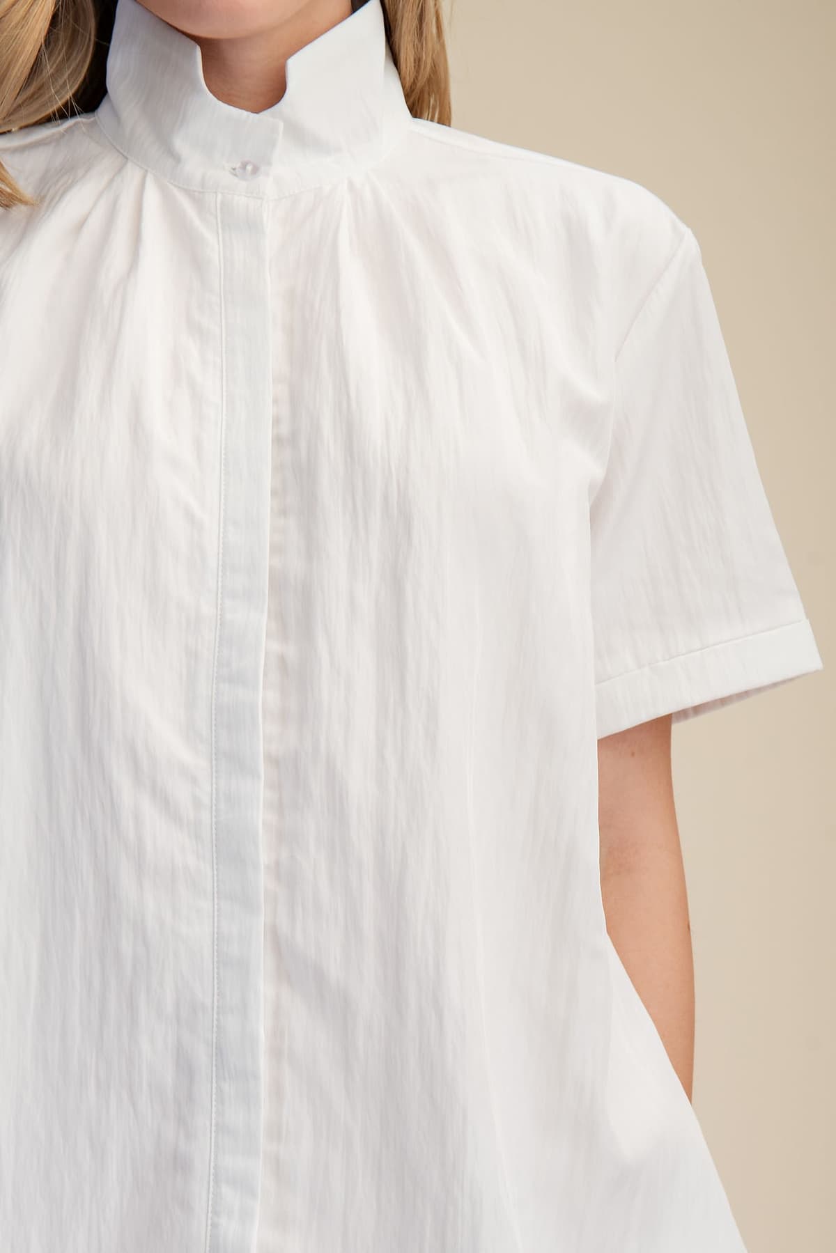 D8123 - WHITE