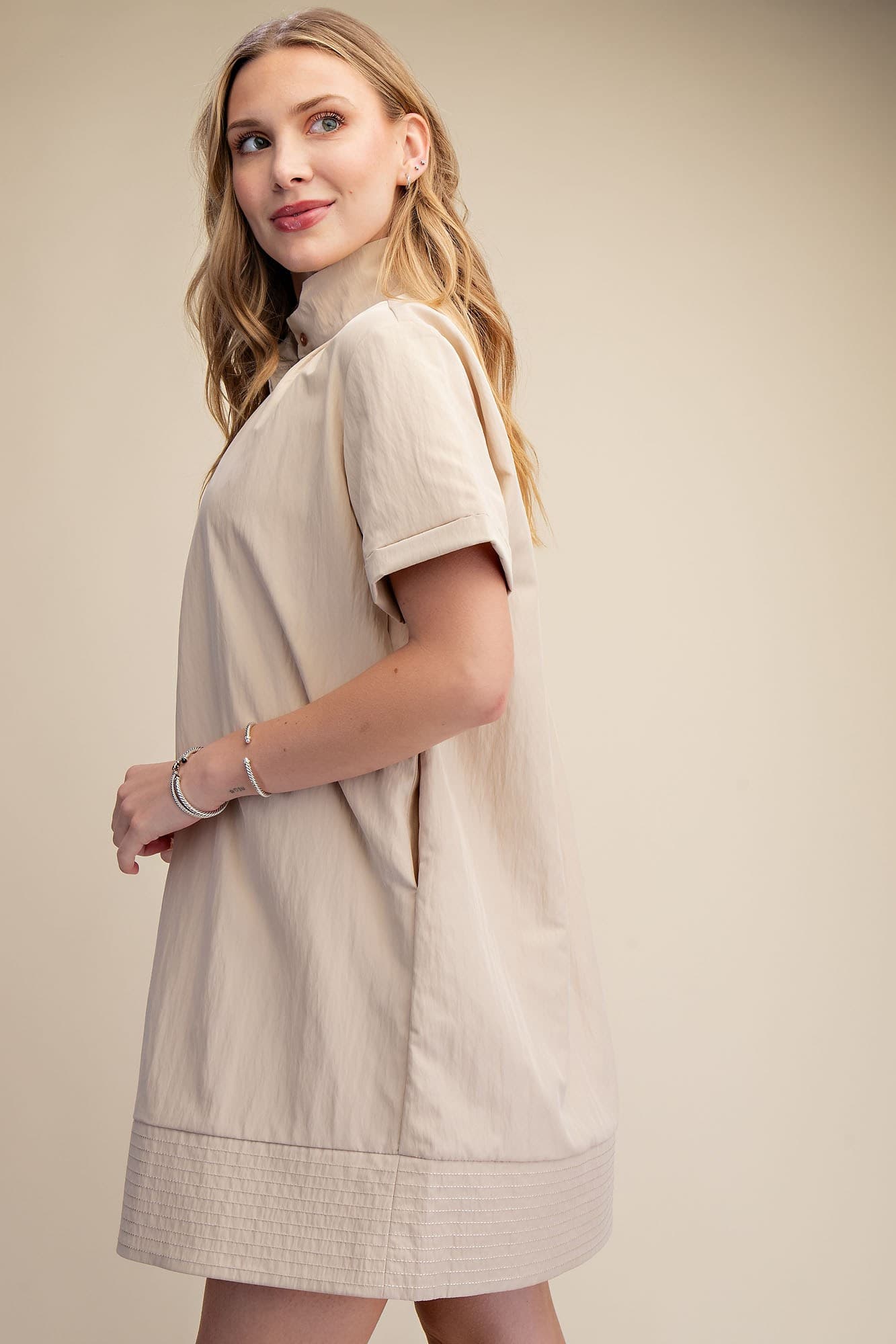 D8123 - TAUPE