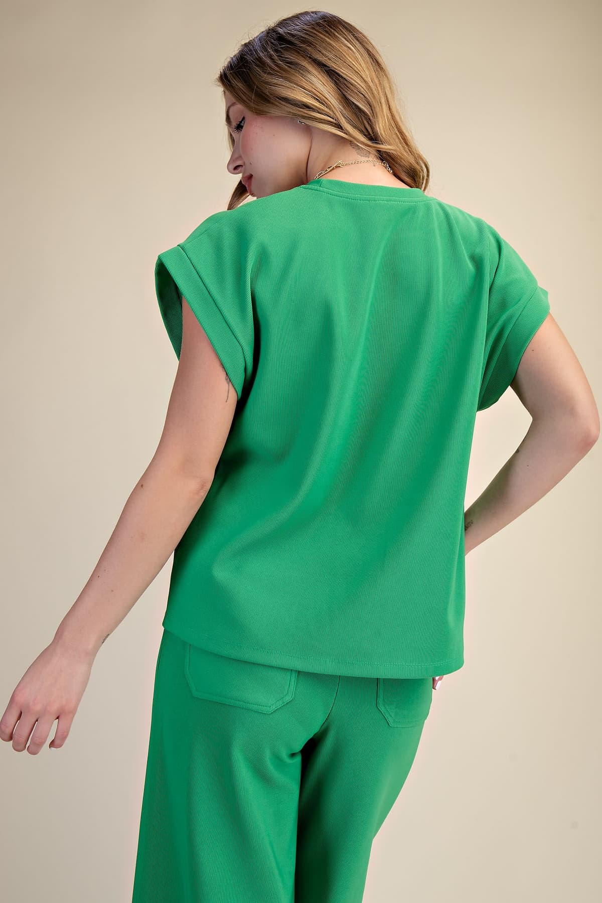 T8131 - GREEN
