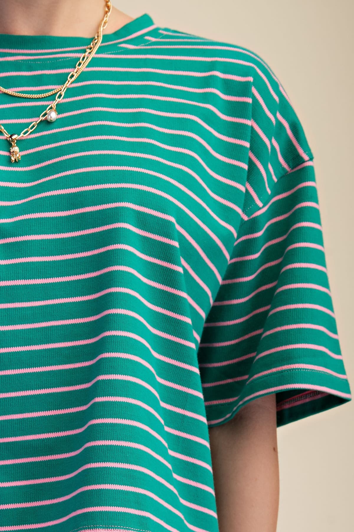 T8121 - GREEN