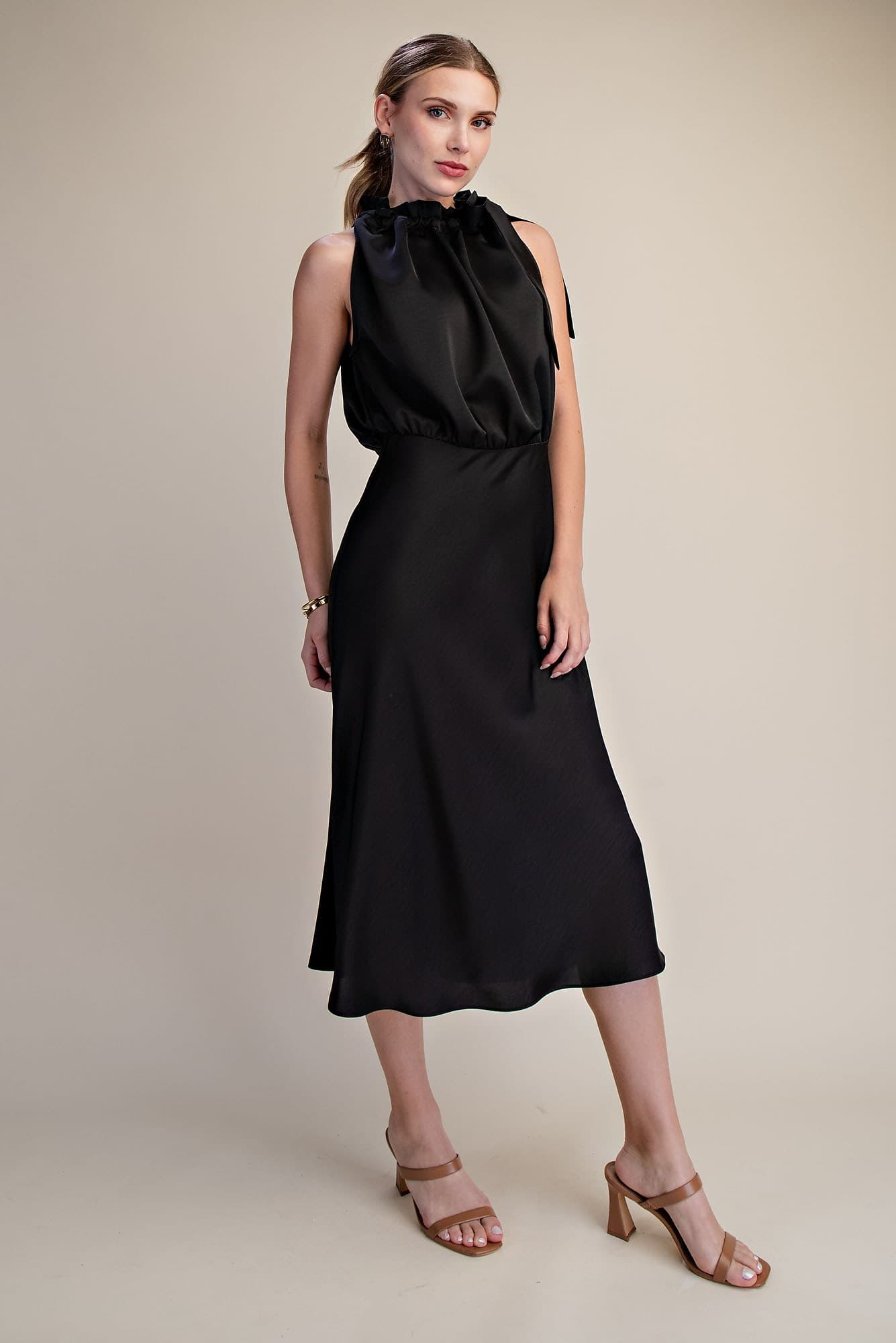 D8145 - BLACK