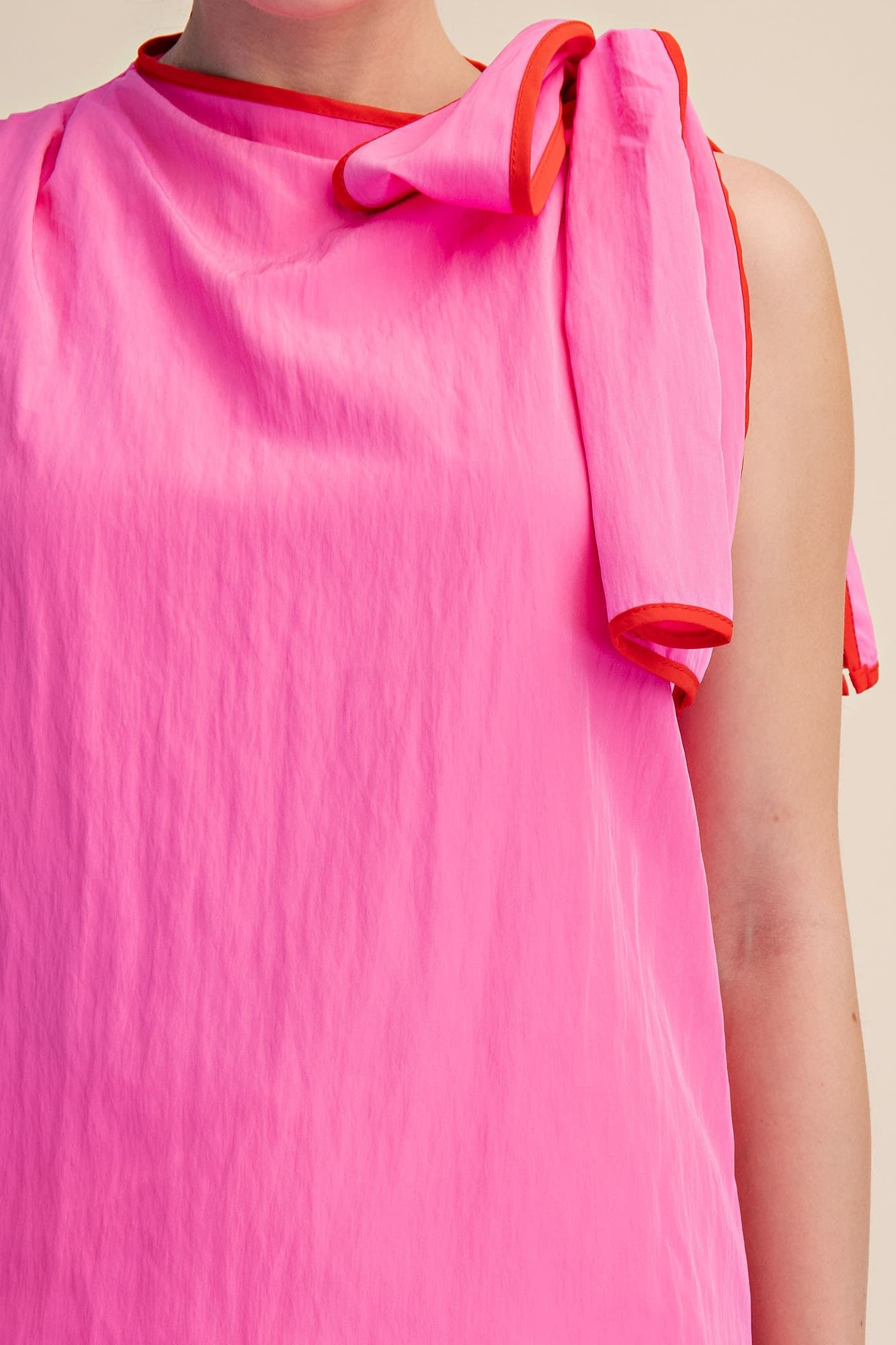 T8113 - HOT PINK