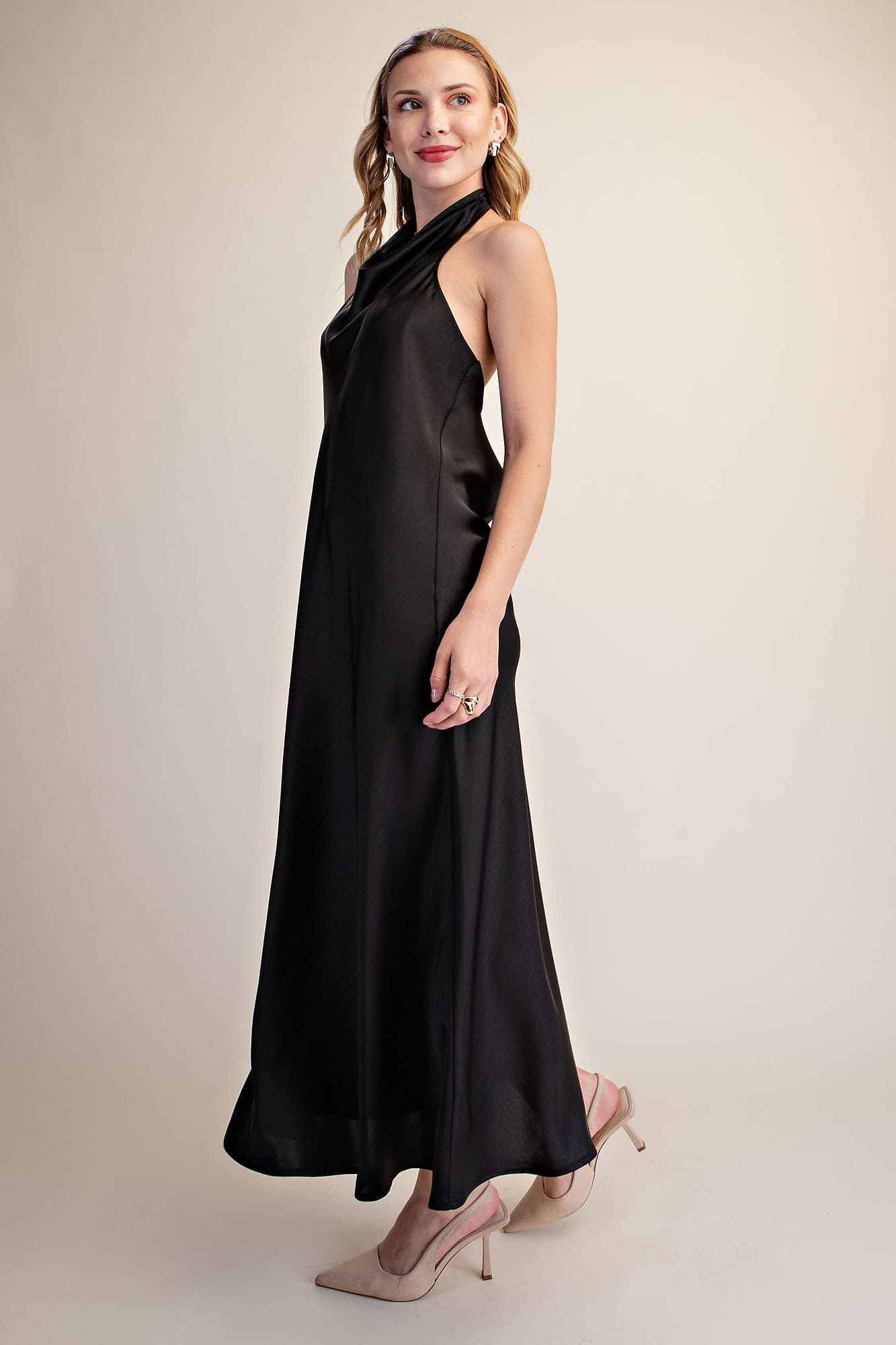 D8132 - BLACK