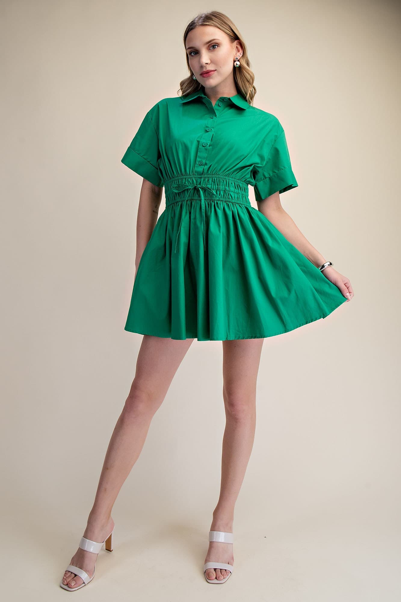 D8152 - KELLY GREEN