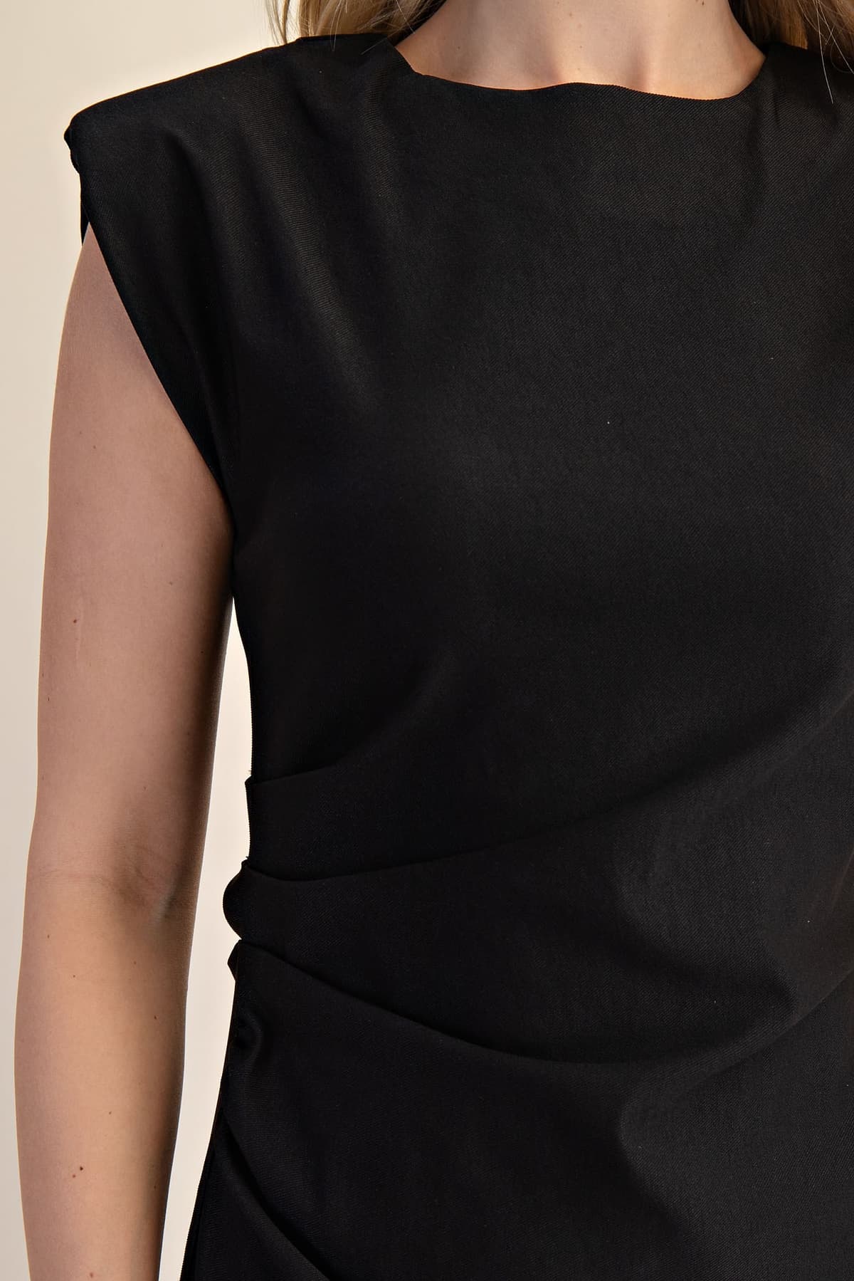 D9254 - BLACK