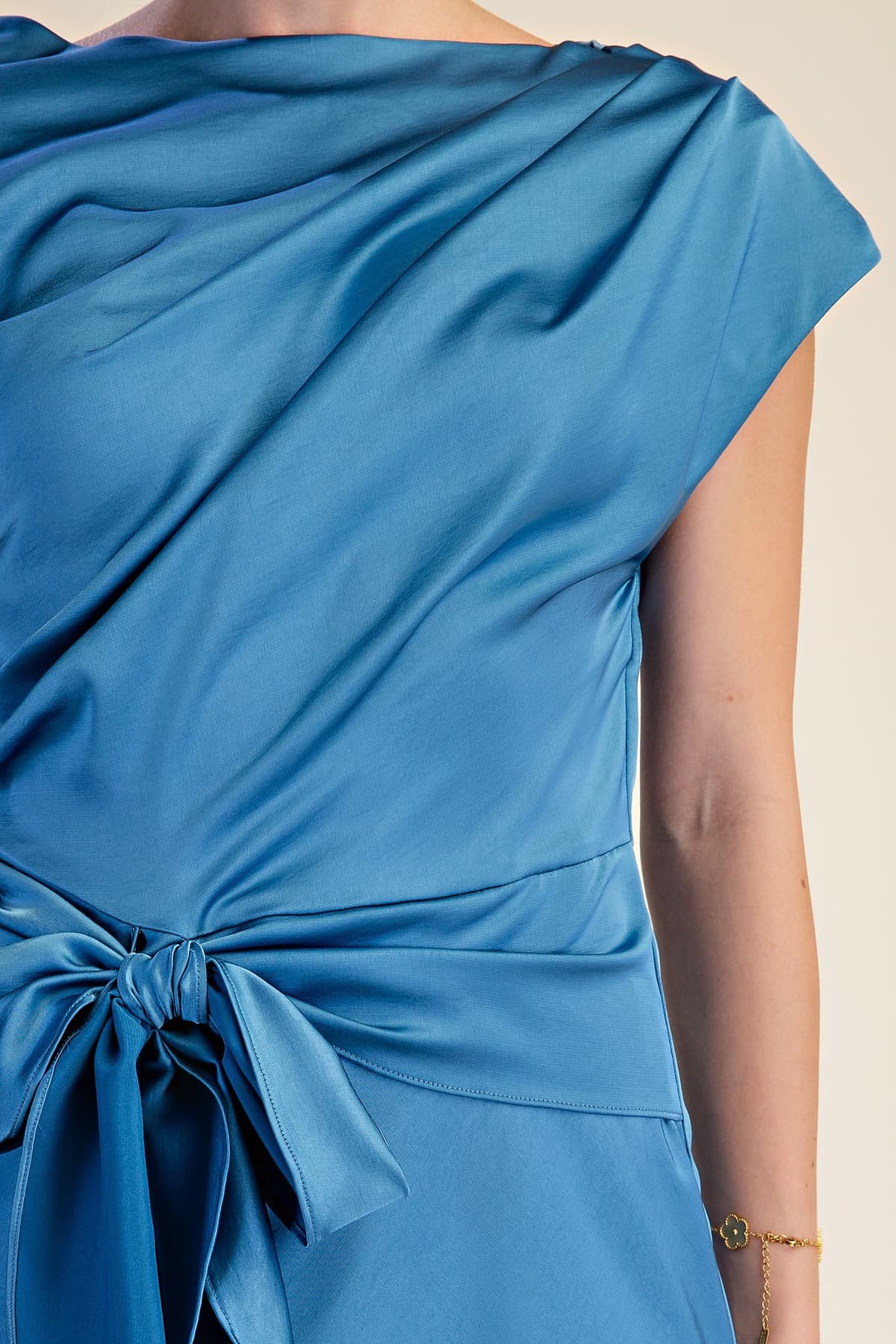 D8224 - BLUE