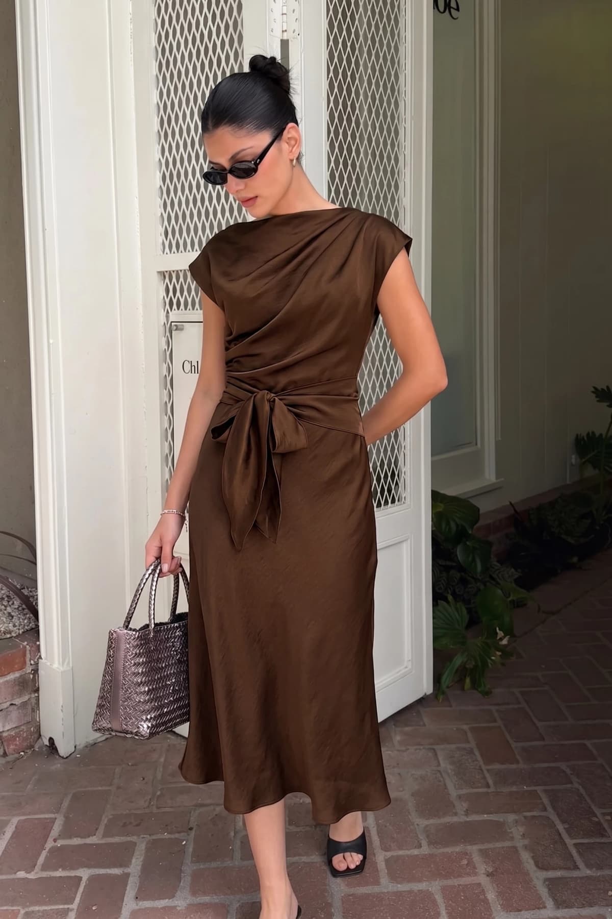 D8224 - BROWN