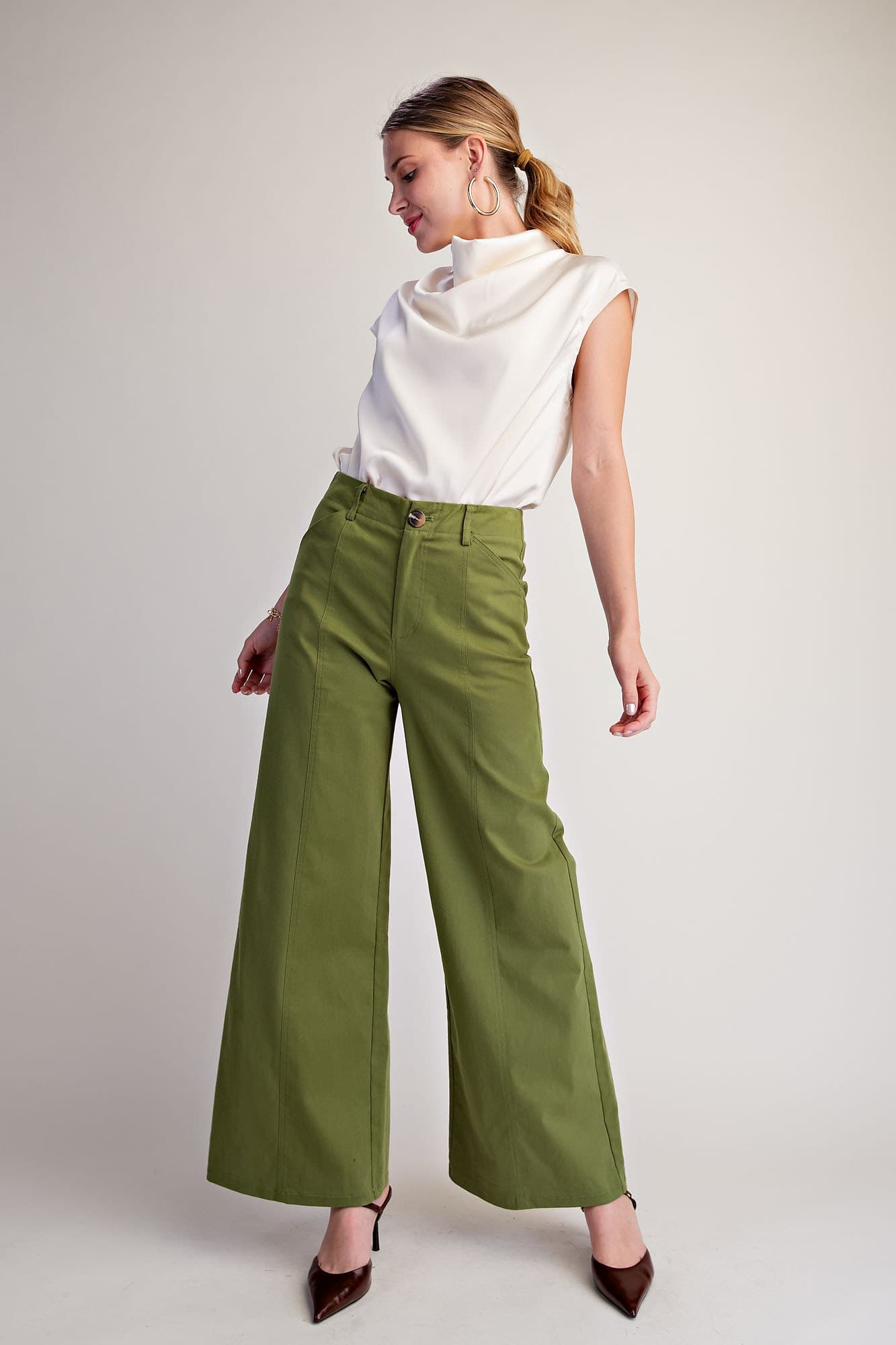P8216 - OLIVE
