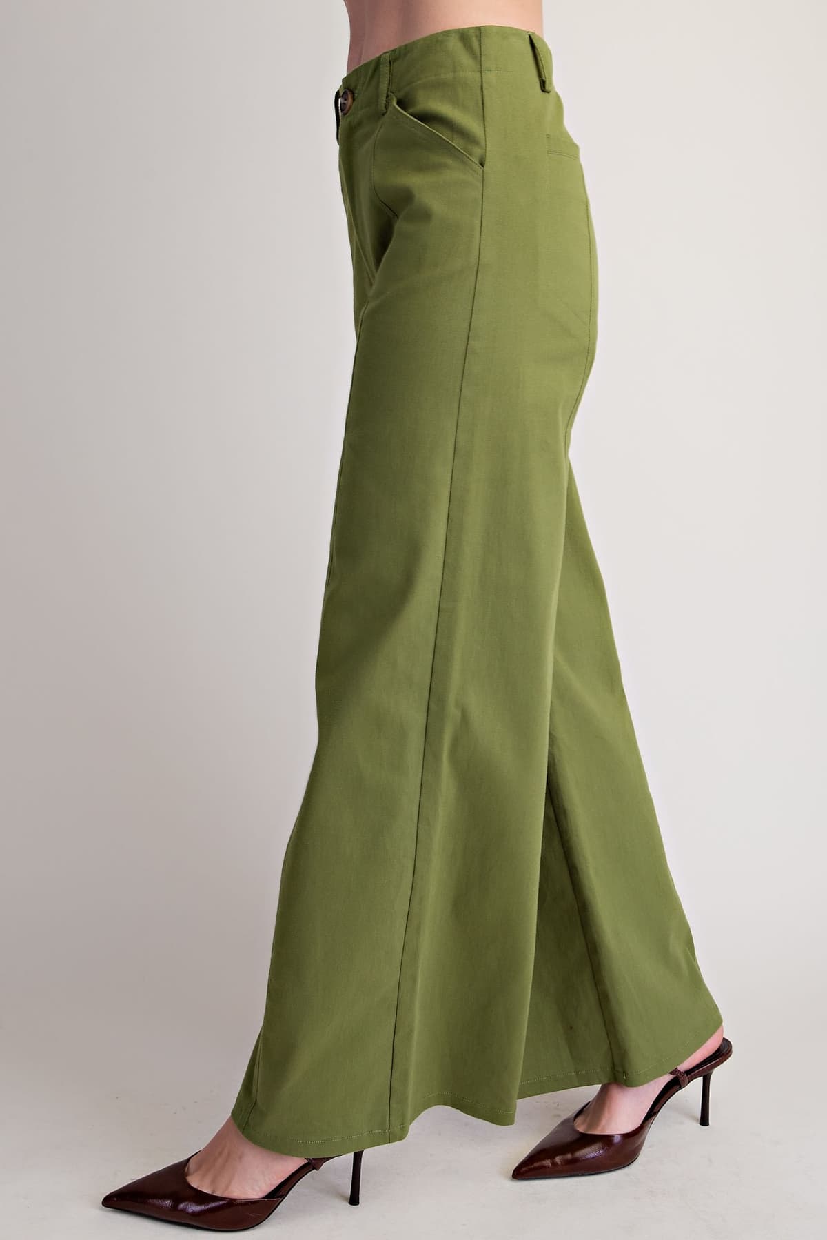 P8216 - OLIVE