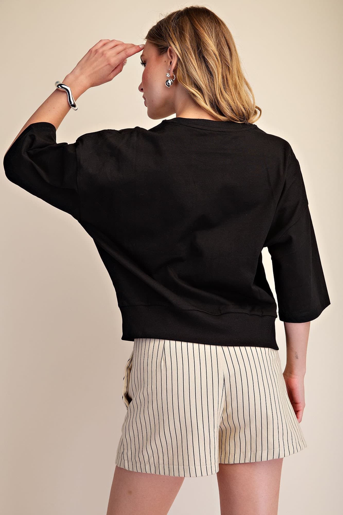 T8180 - BLACK