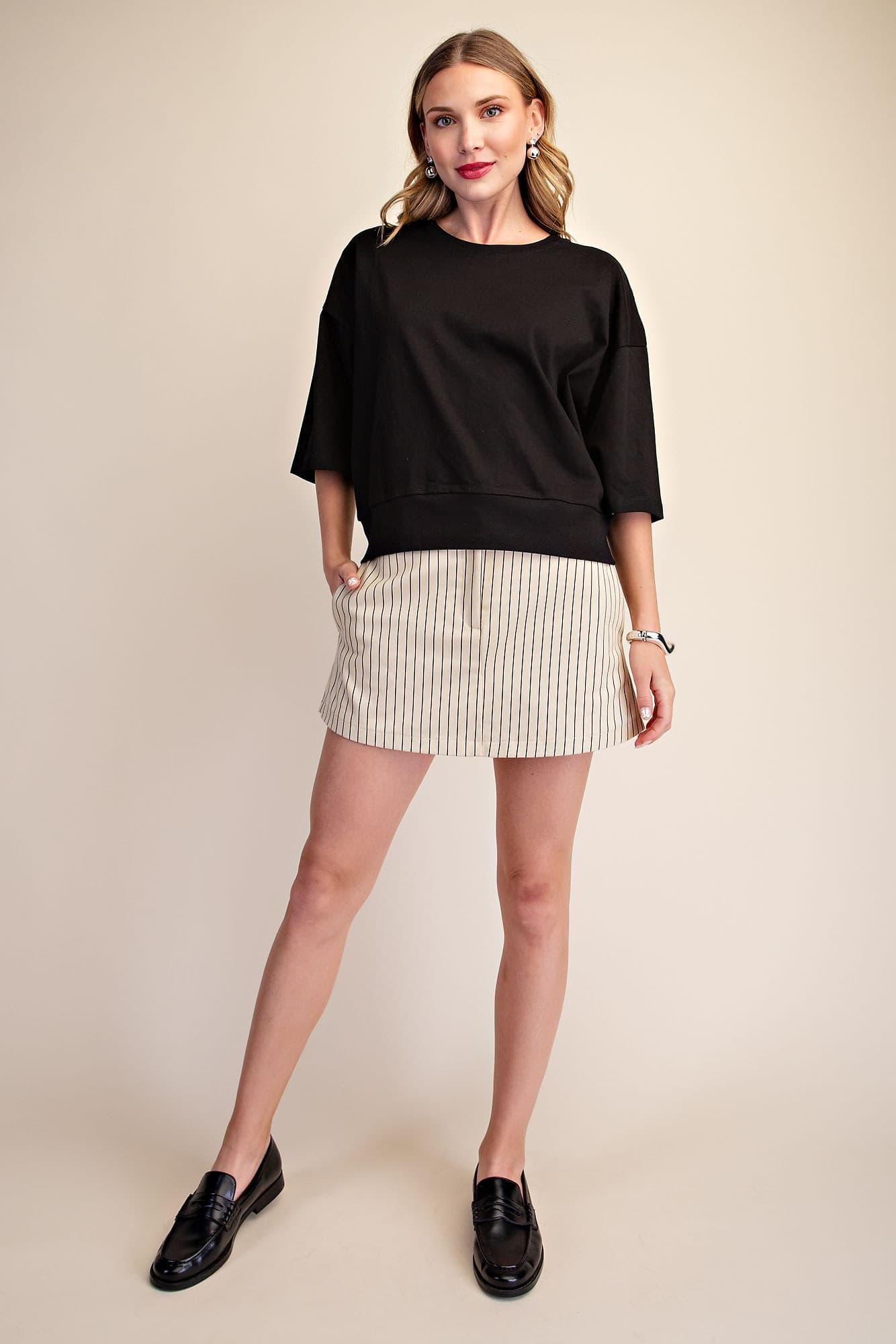 T8180 - BLACK