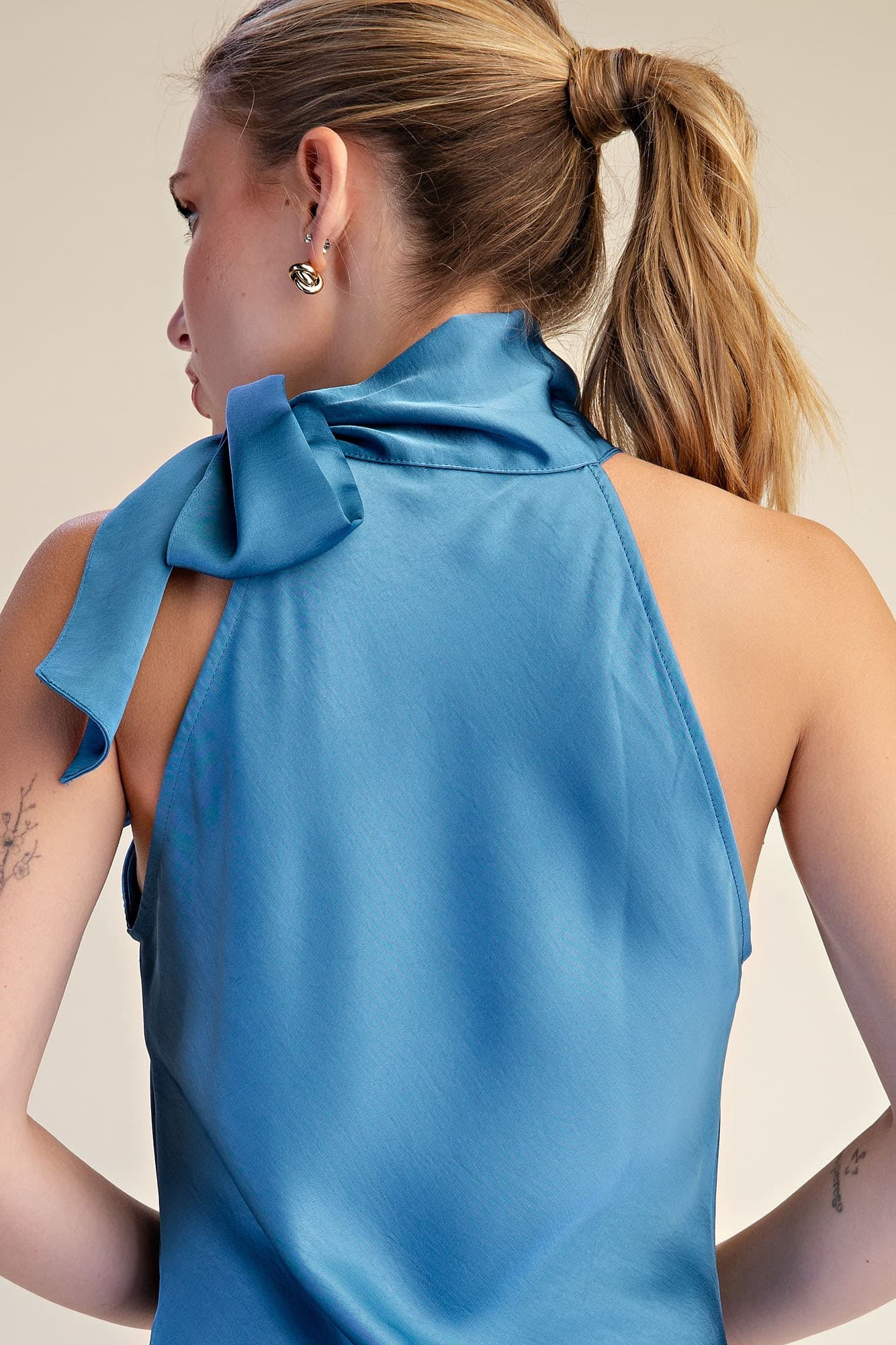 D8225 - BLUE
