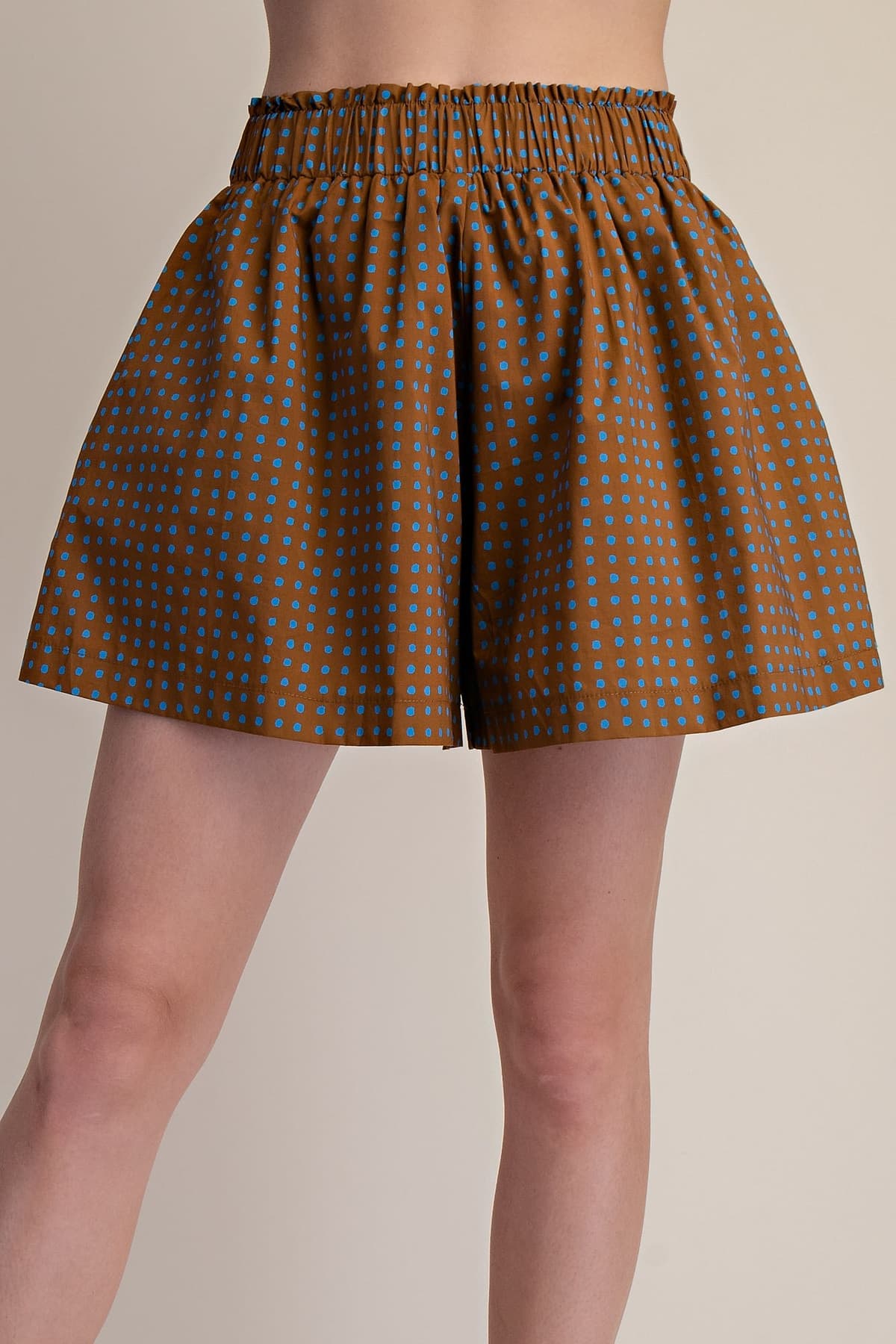 P8226 - BROWN