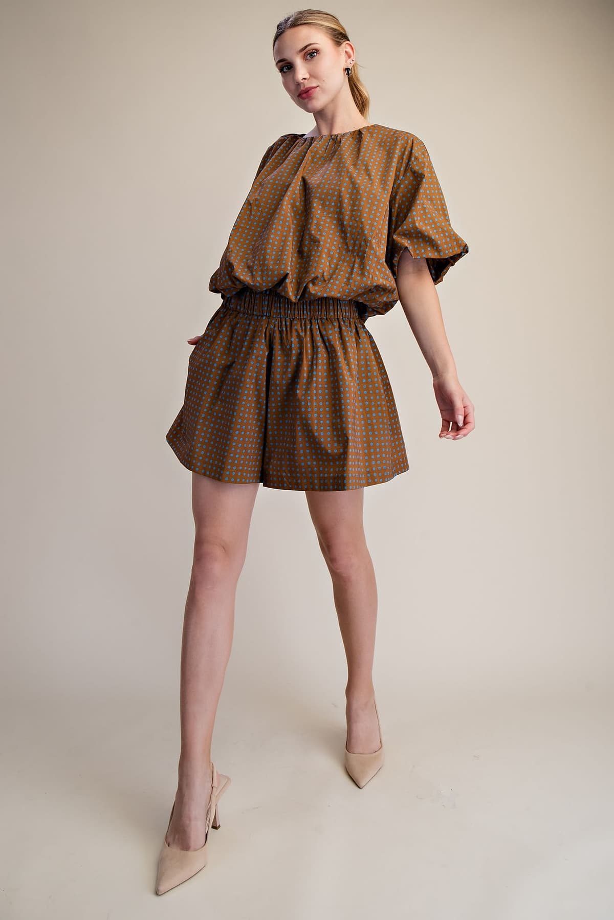 P8226 - BROWN