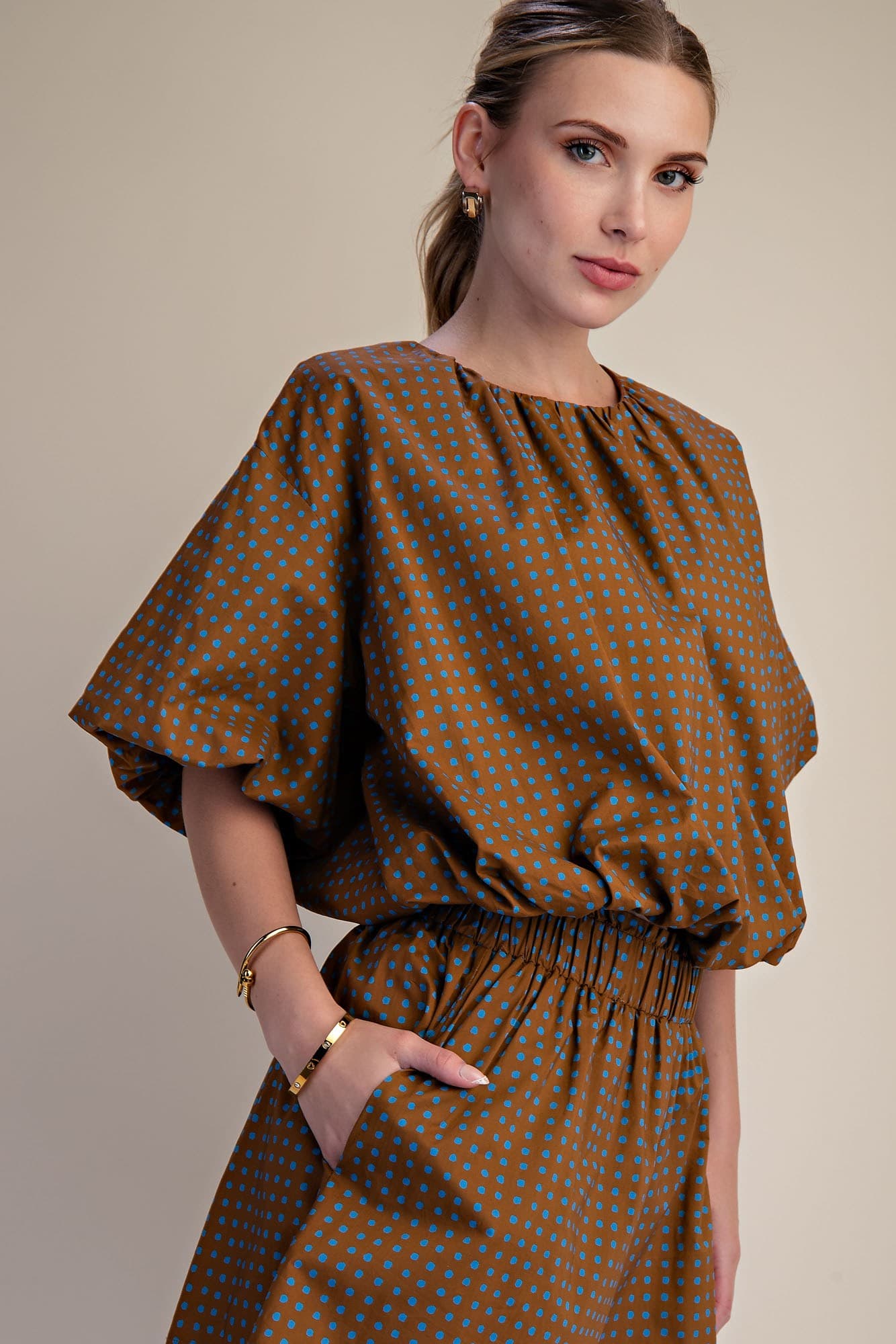 T8206 - BROWN