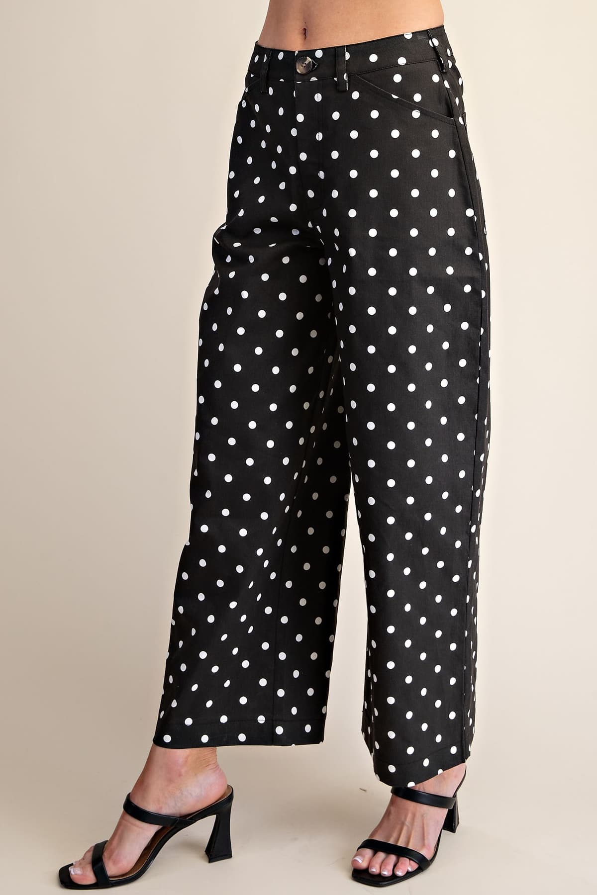 P8239 - BLACK