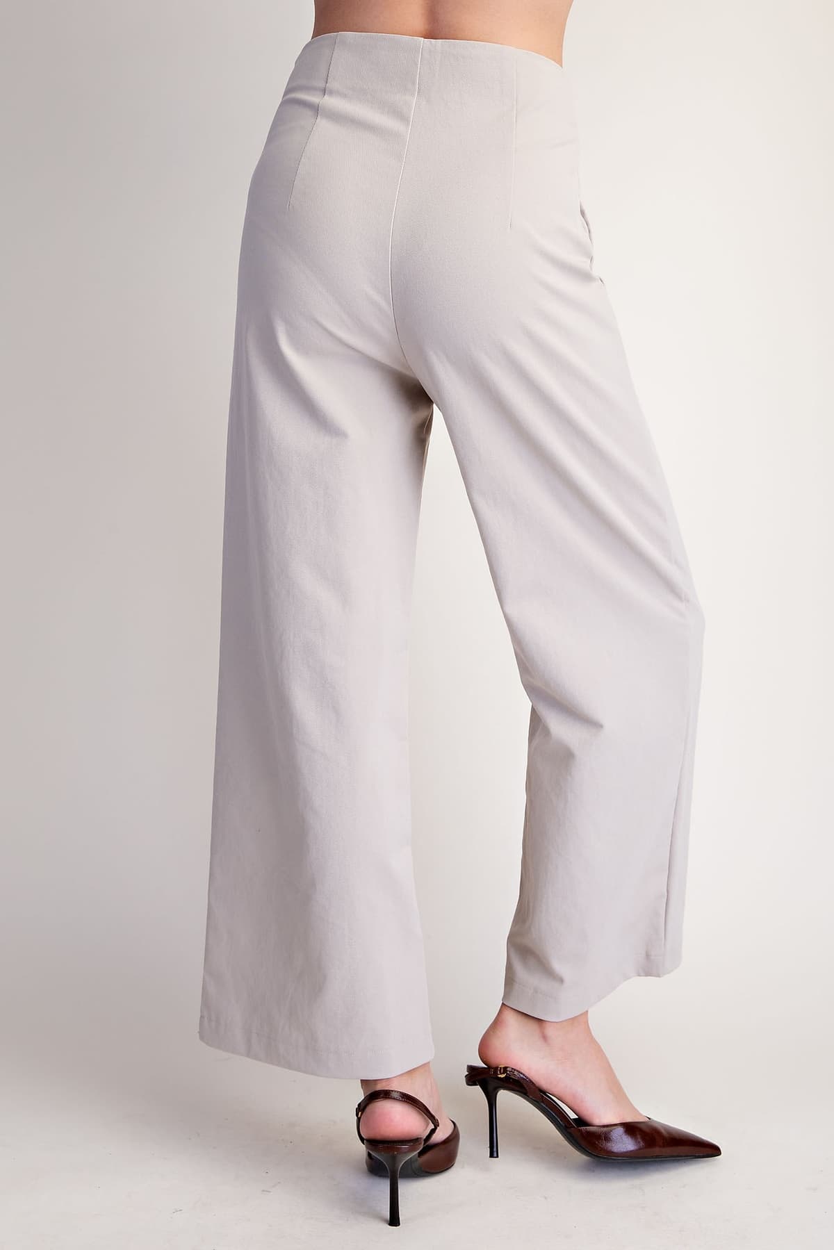 P8242 - BEIGE