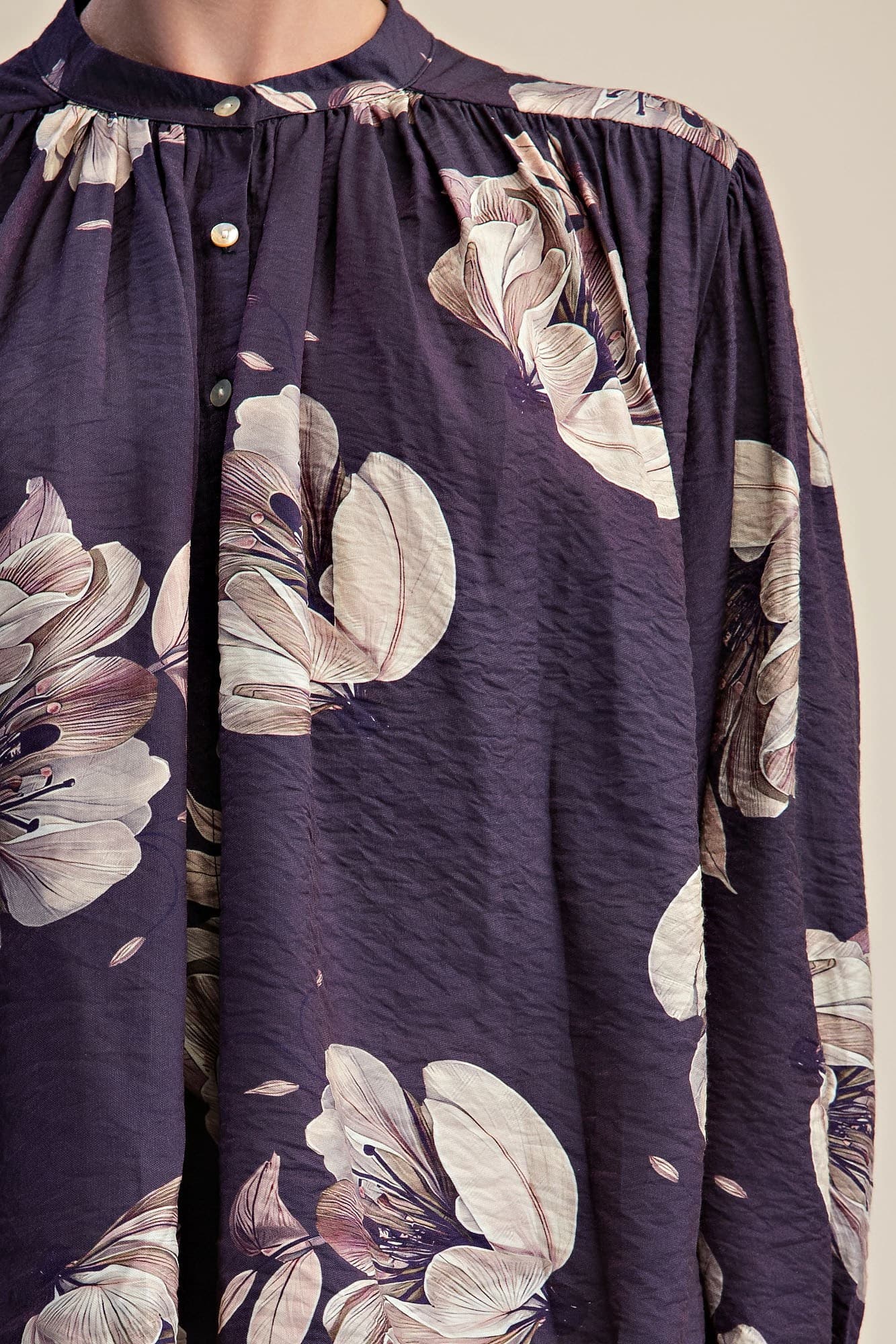 T8236 - NAVY
