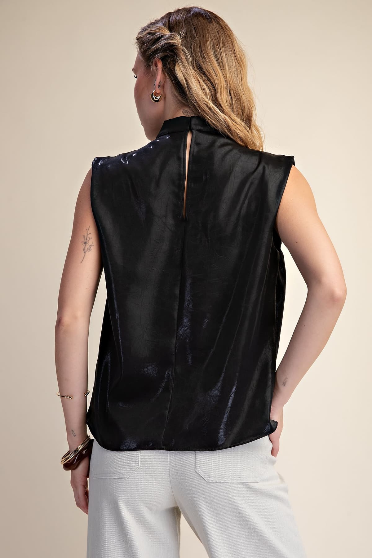 T8271 - BLACK